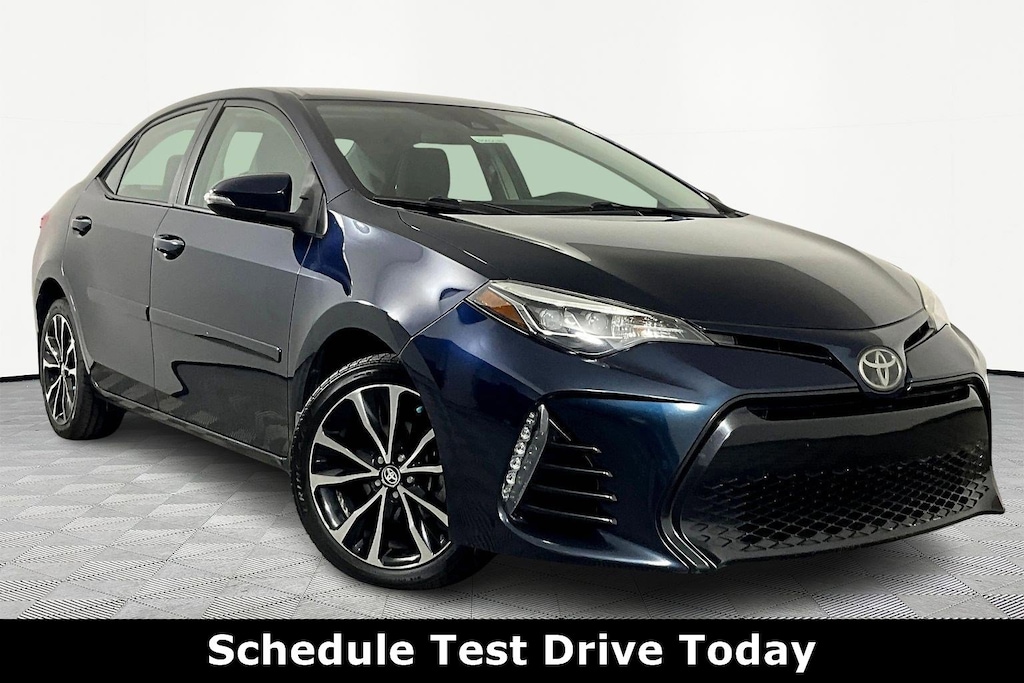 Used 2018 Toyota Corolla SE CVT Sedan