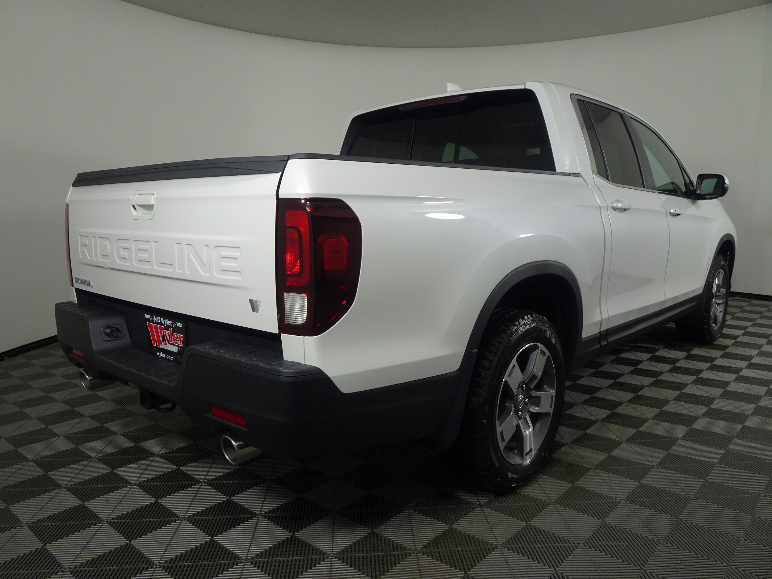 2026 Honda Ridgeline RTL photo 2