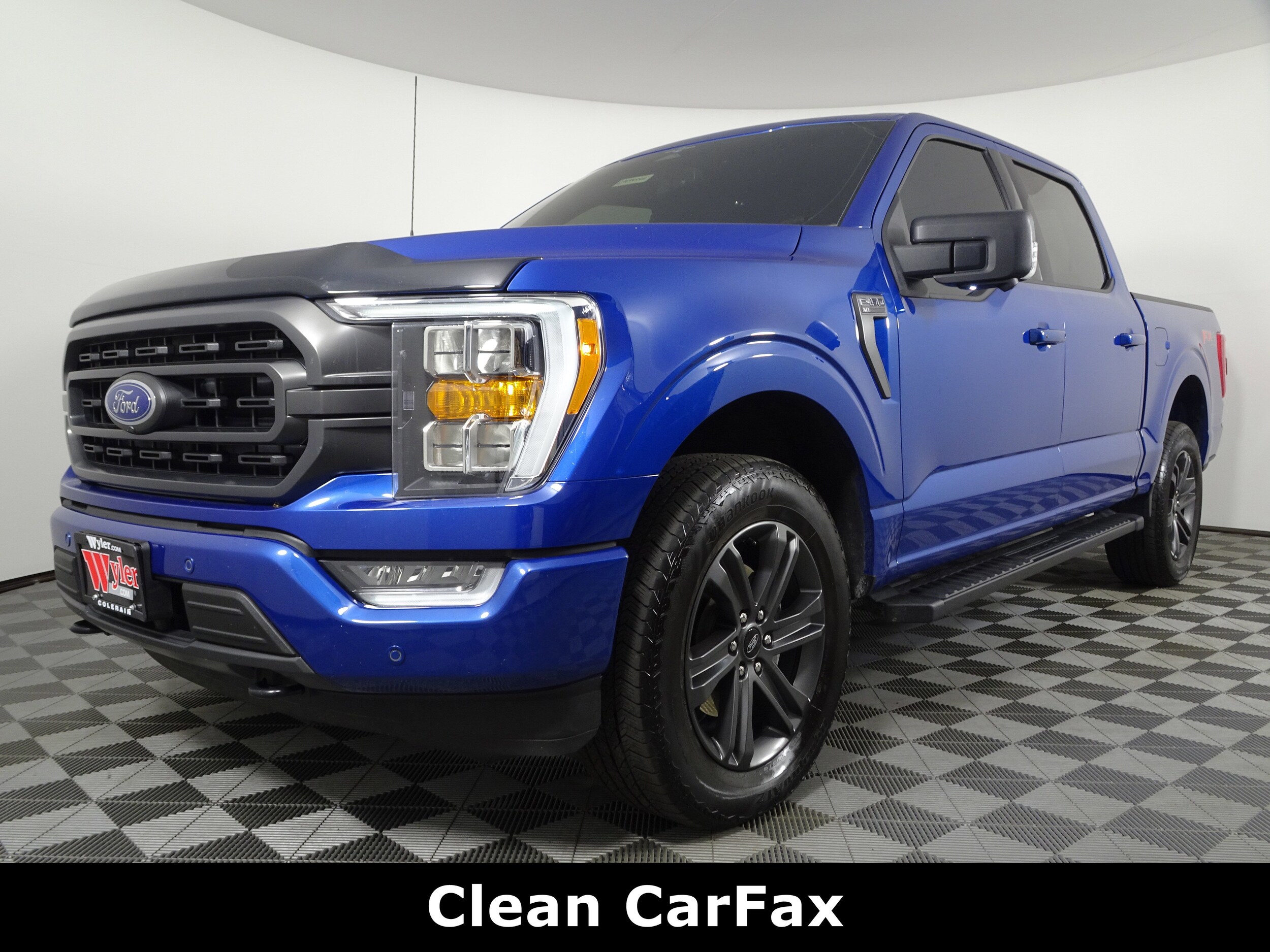 2023 Ford F-150 XLT photo 2