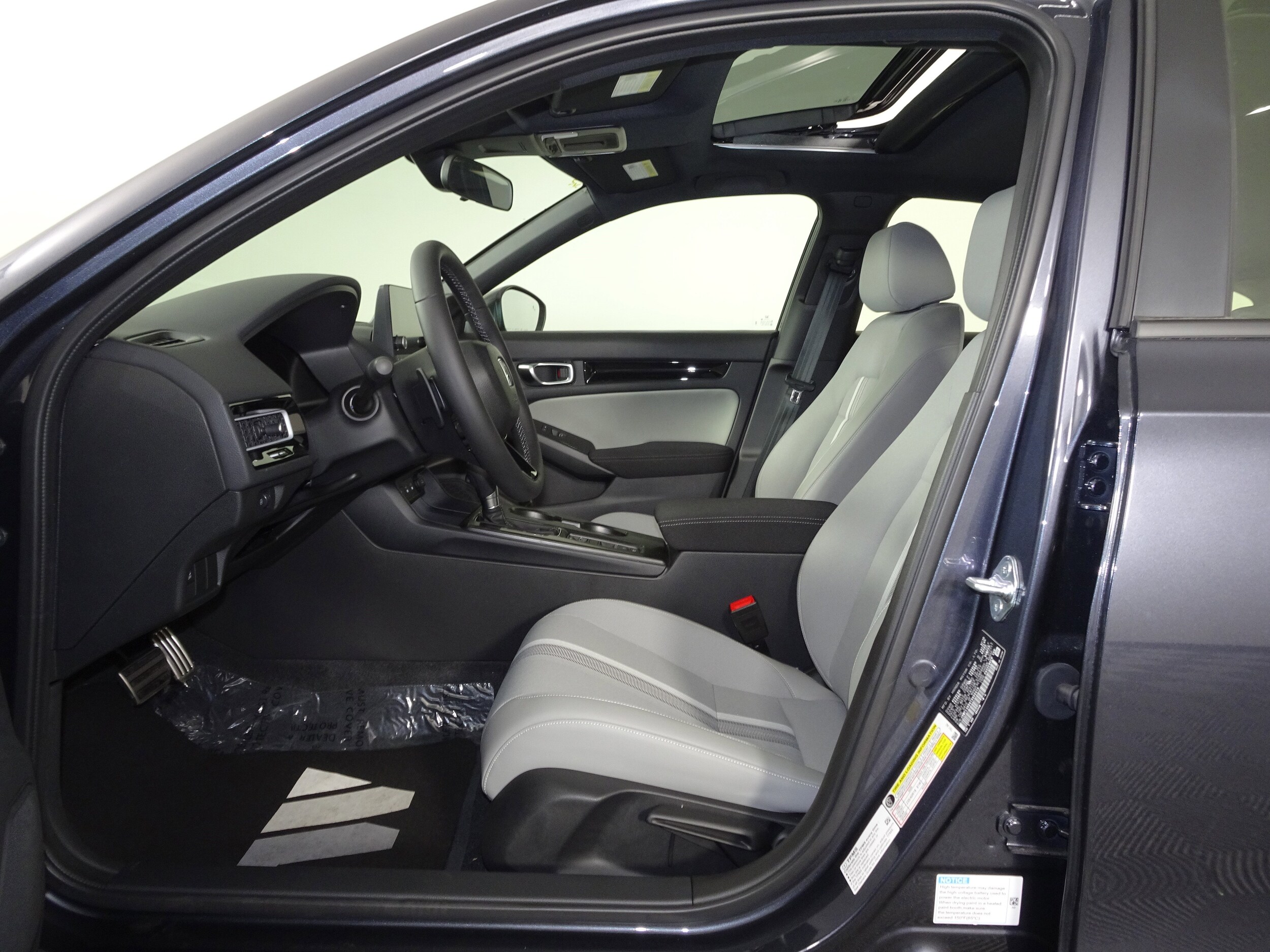 2026 Honda Civic Hybrid Sport Hatchback photo 4