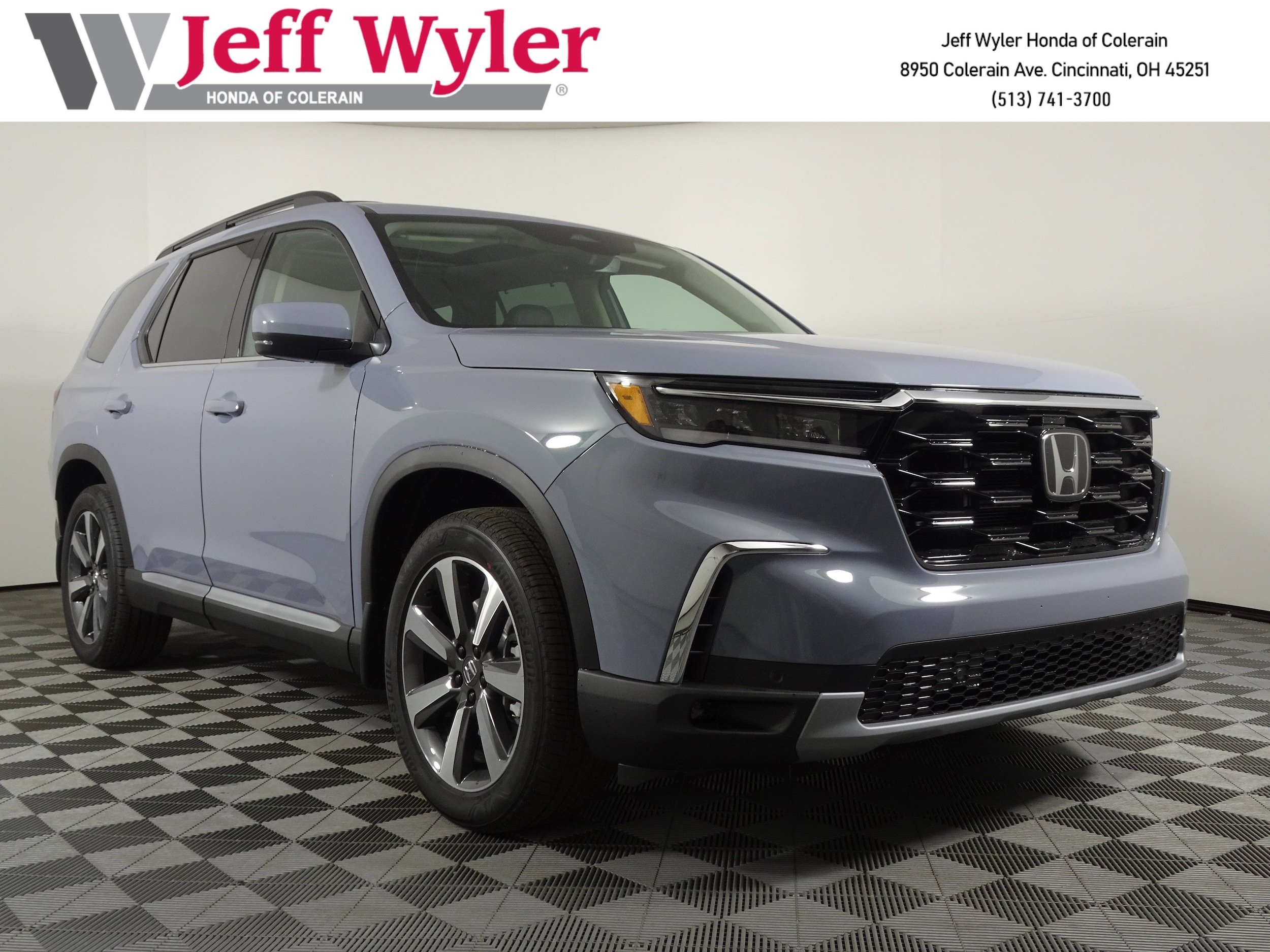 2025 Honda Pilot Touring's photo
