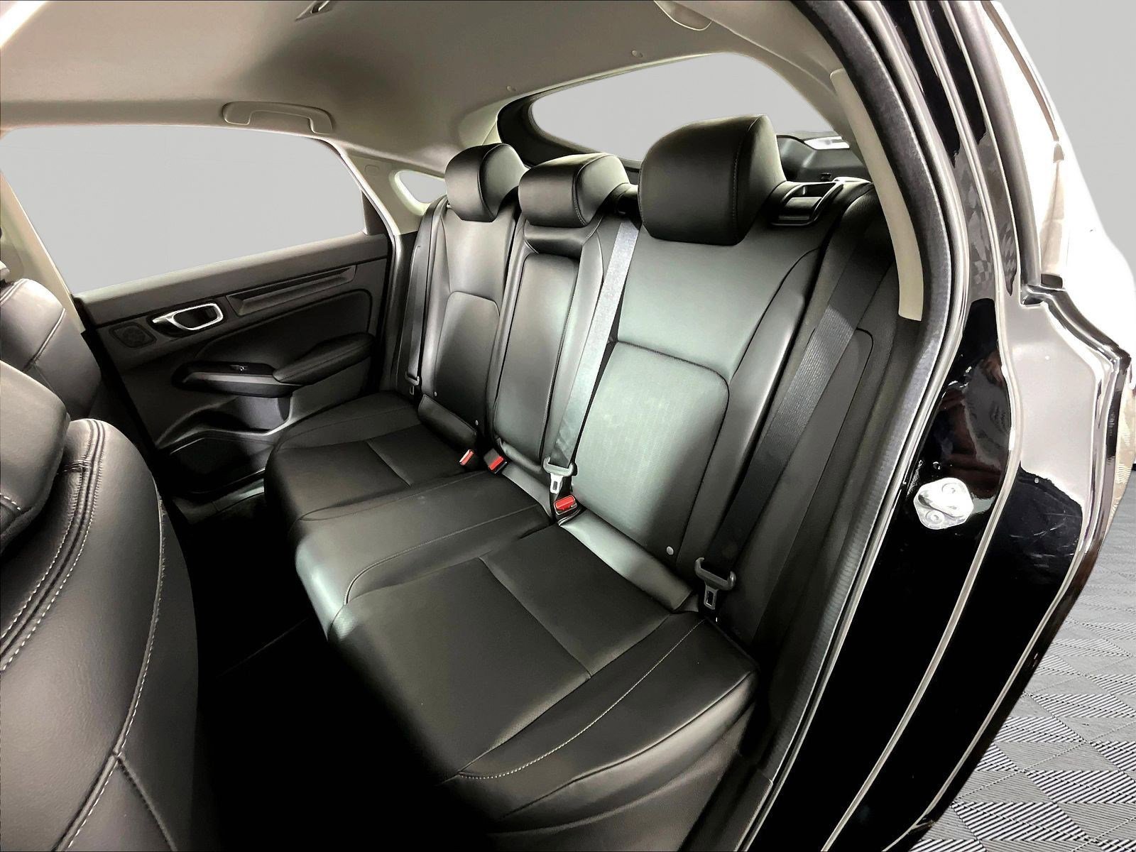2024 Honda Civic Hatchback EX-L - Photo 22