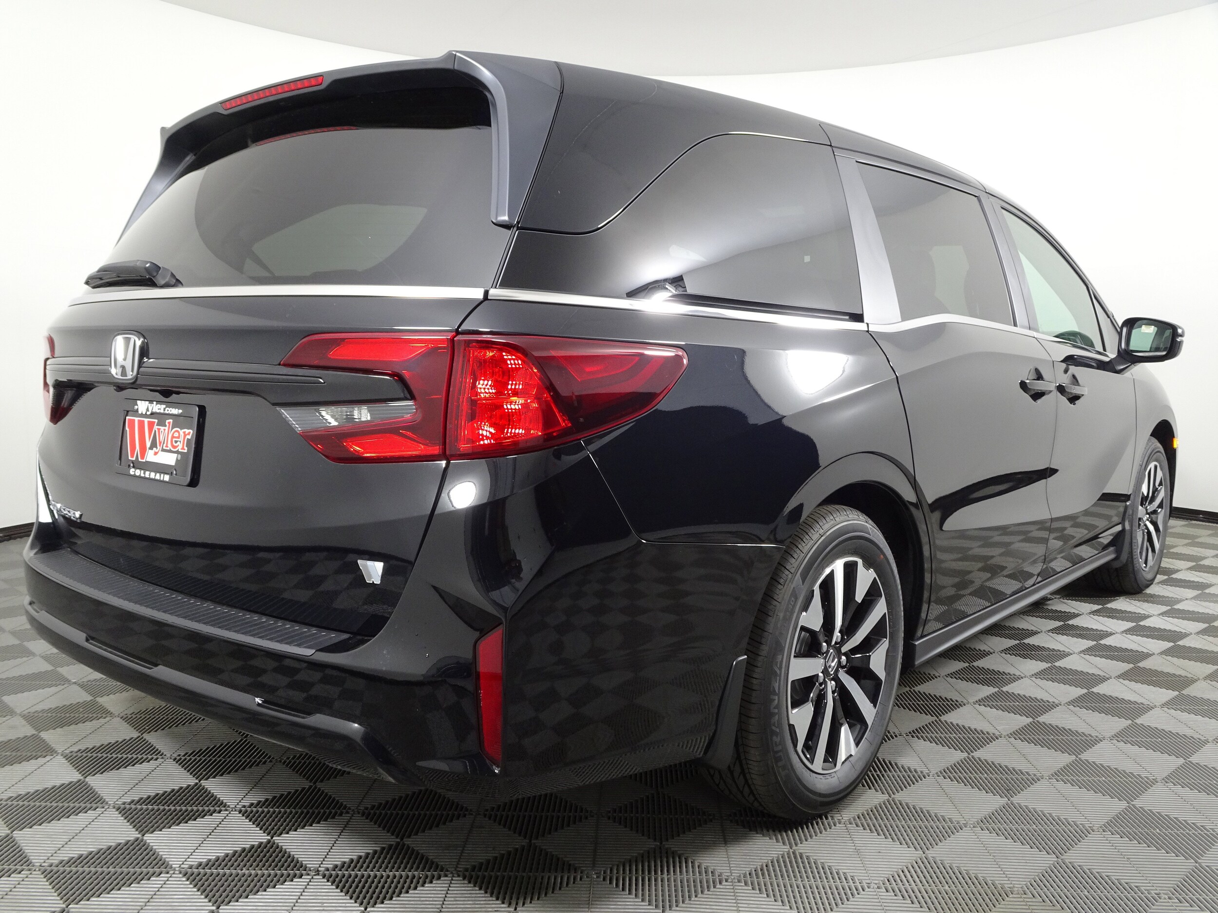 2026 Honda Odyssey EX-L photo 3