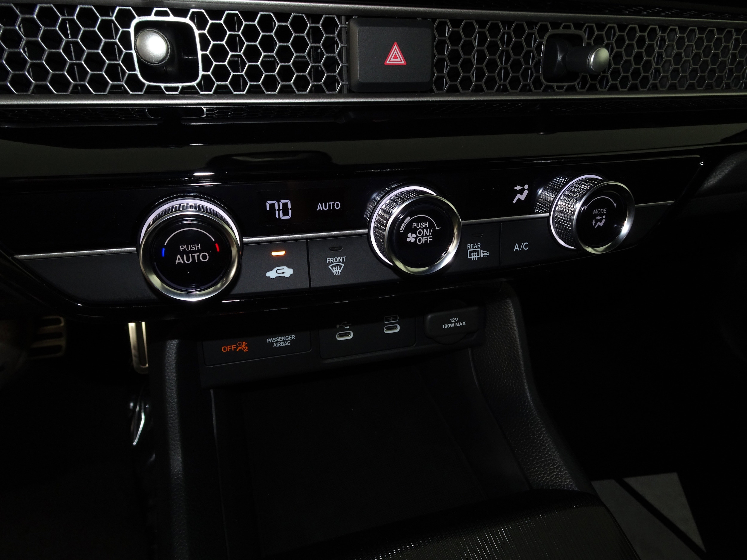 2026 Honda Civic Hatchback Sport - Photo 28