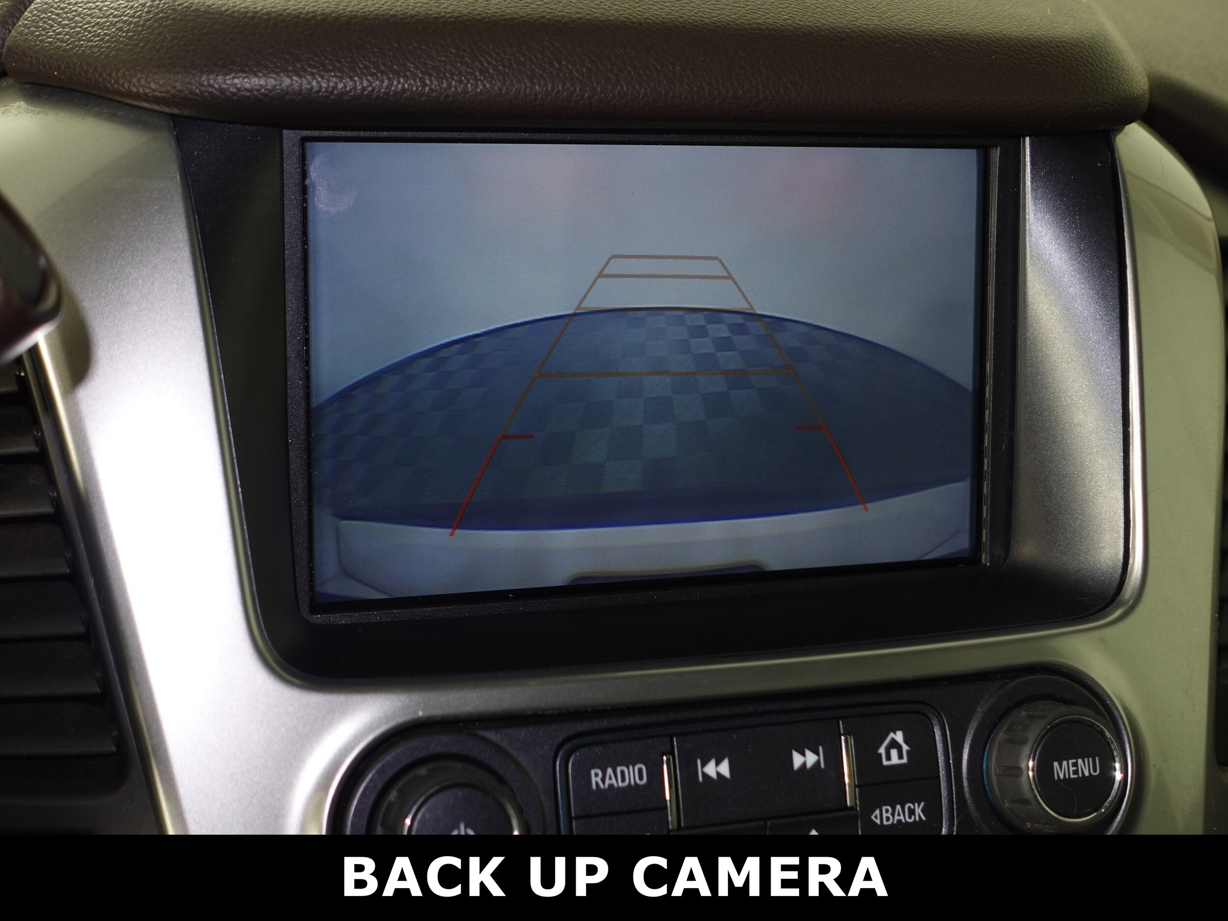 2018 Chevrolet Tahoe LT photo 4