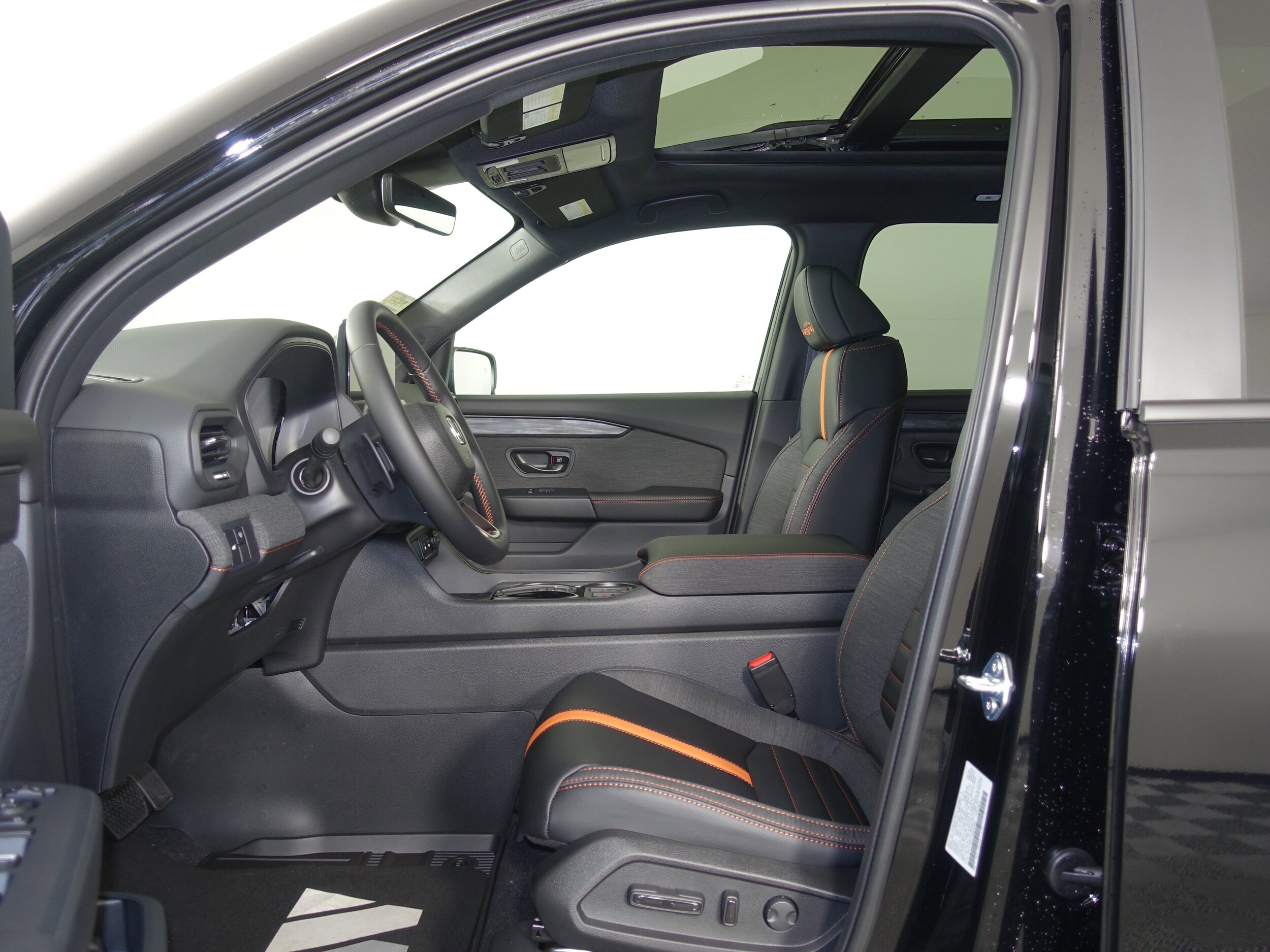 2026 Honda Passport TrailSport photo 4