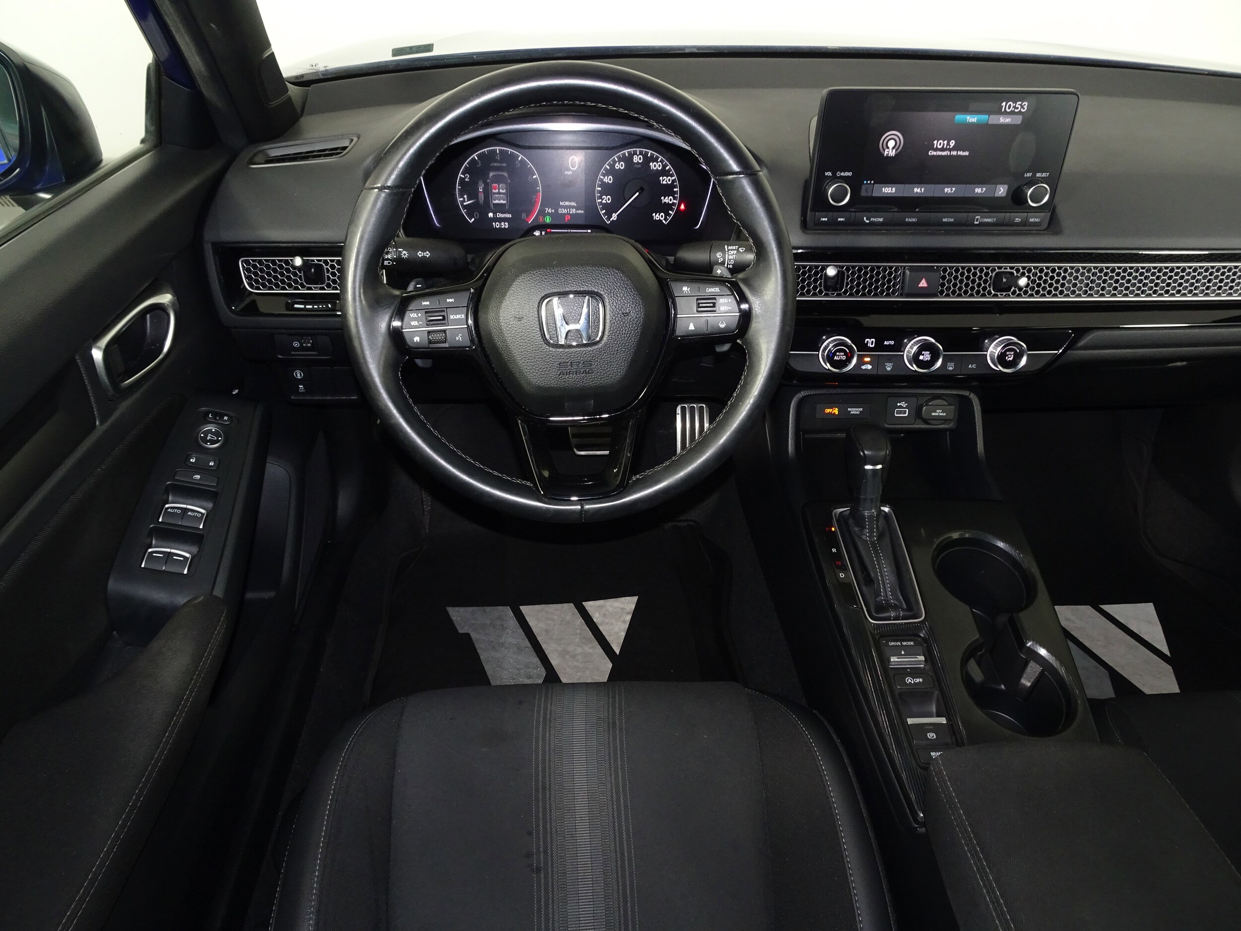 2023 Honda Civic Sport photo 4