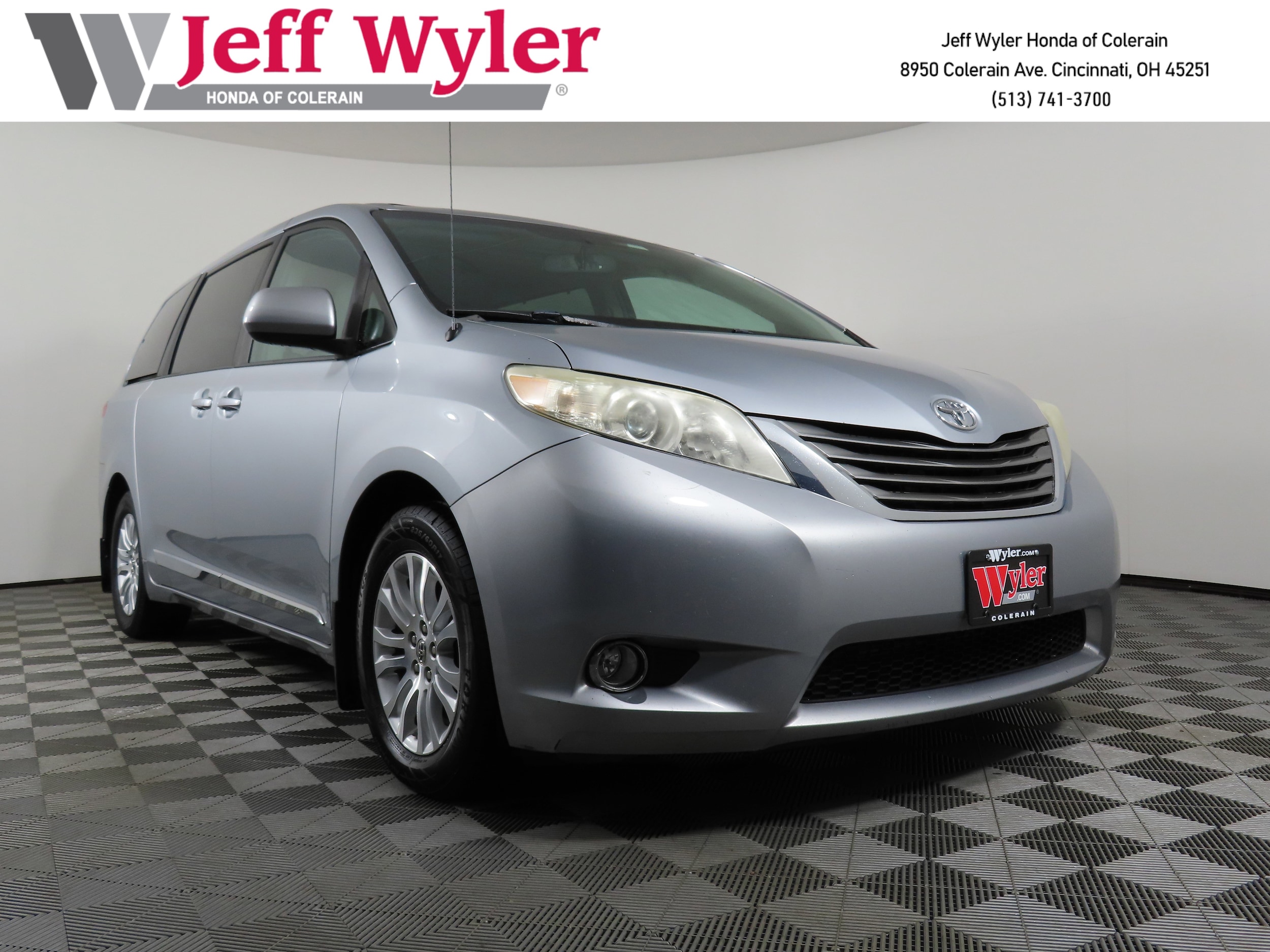 2014 Toyota Sienna XLE
