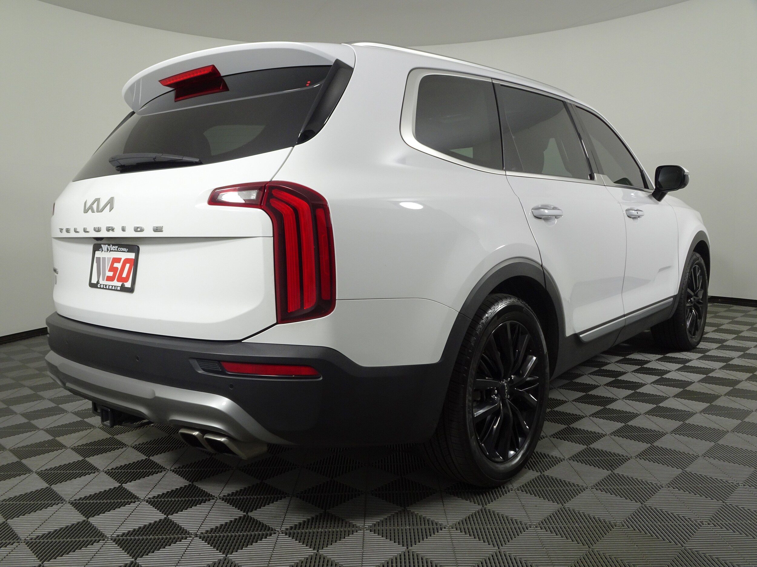 2022 Kia Telluride SX photo 3