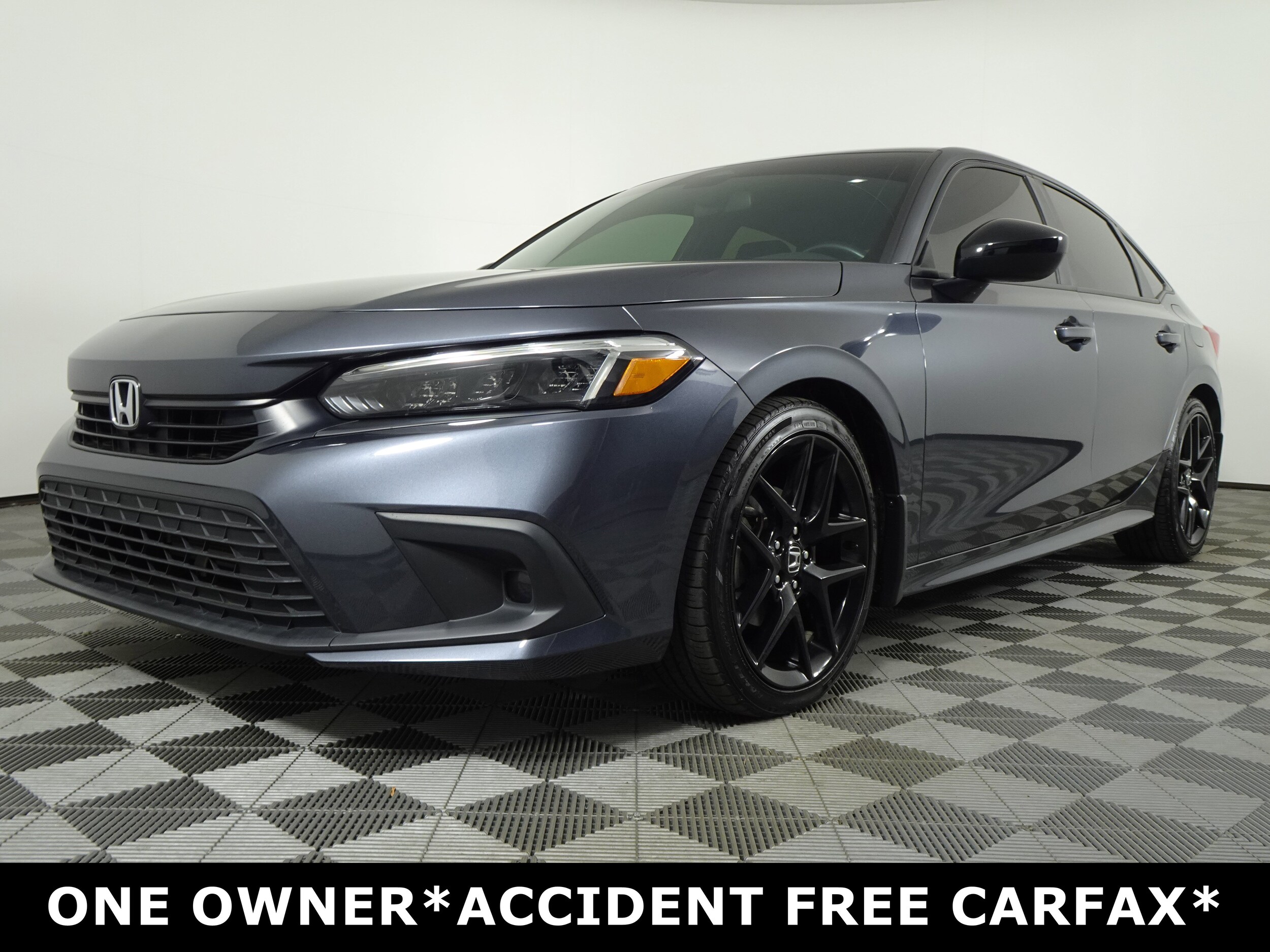 2023 Honda Civic Sport photo 2