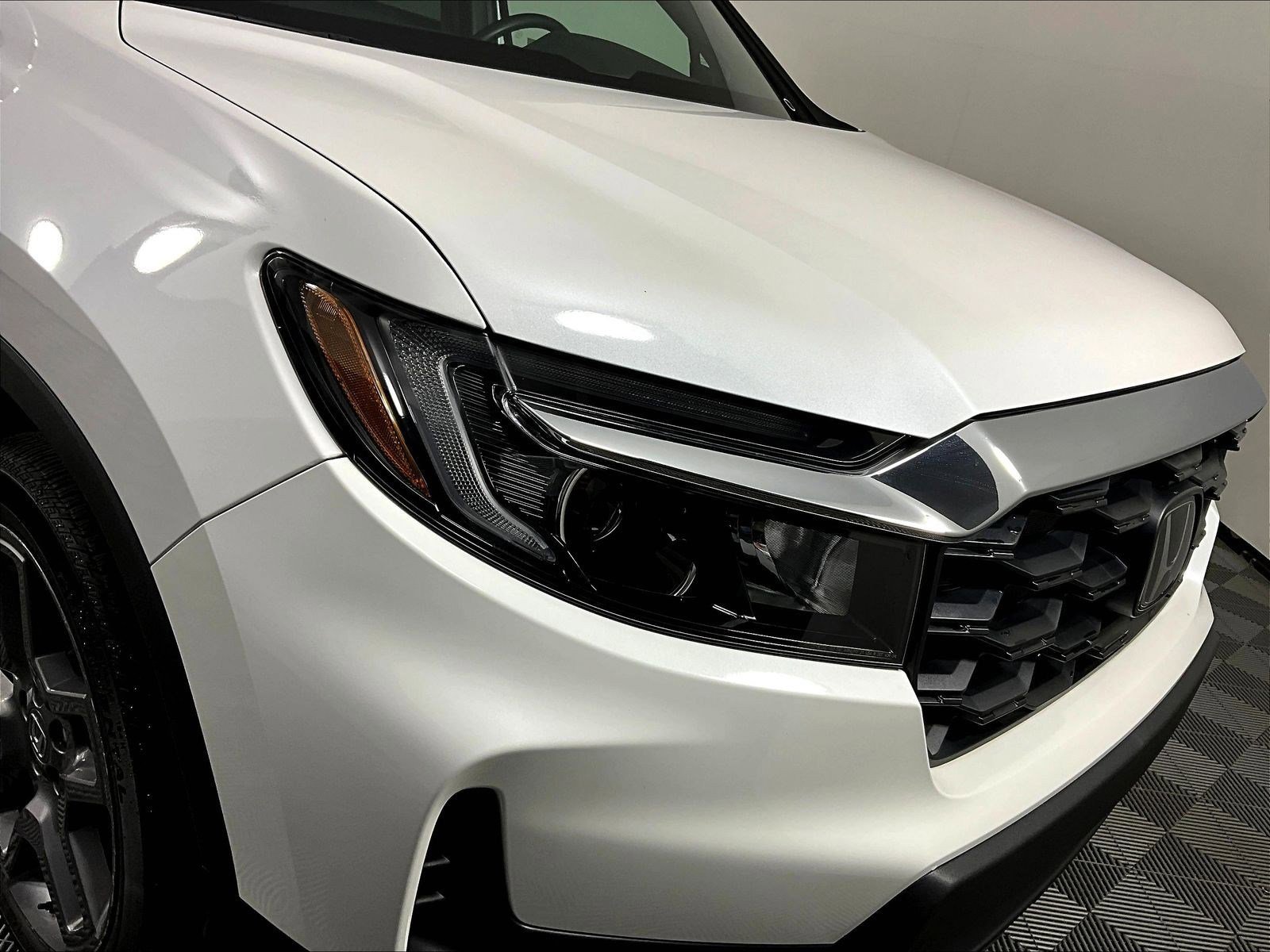 2023 Honda Passport EX-L - Photo 32