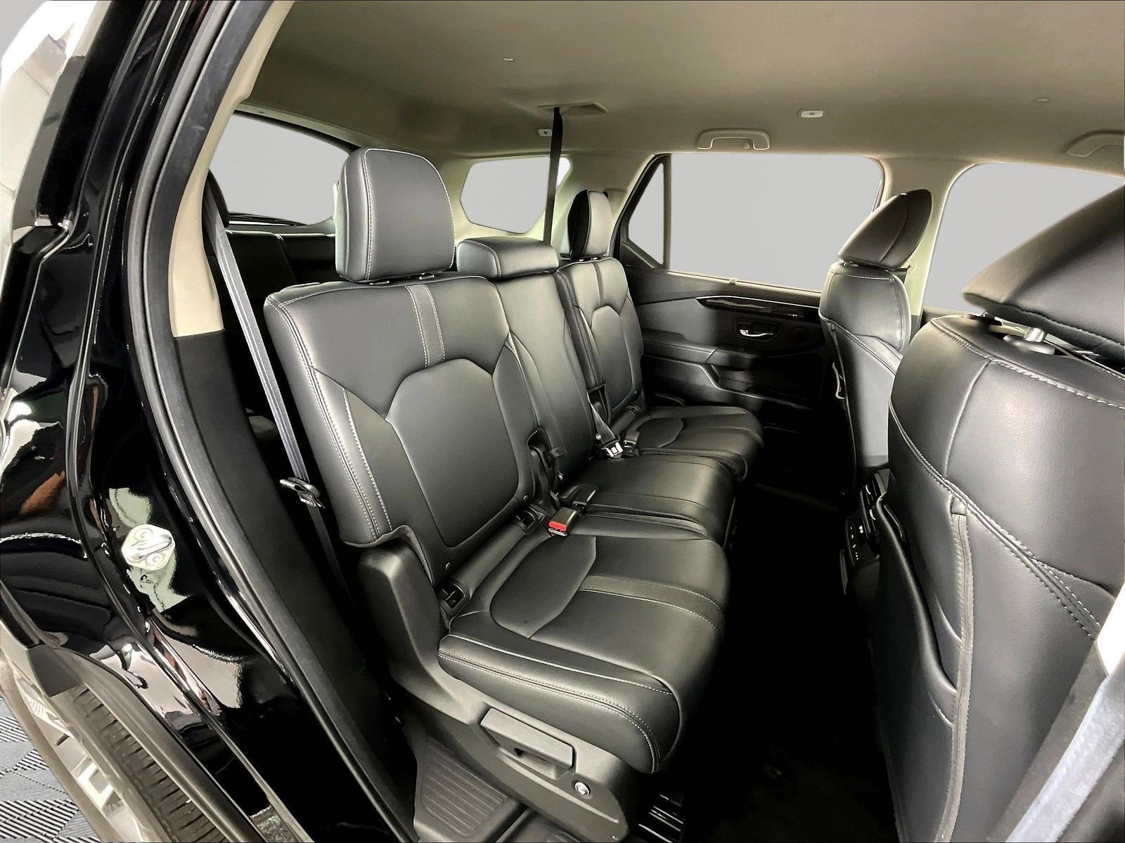 2025 Honda Pilot EX-L - Photo 24