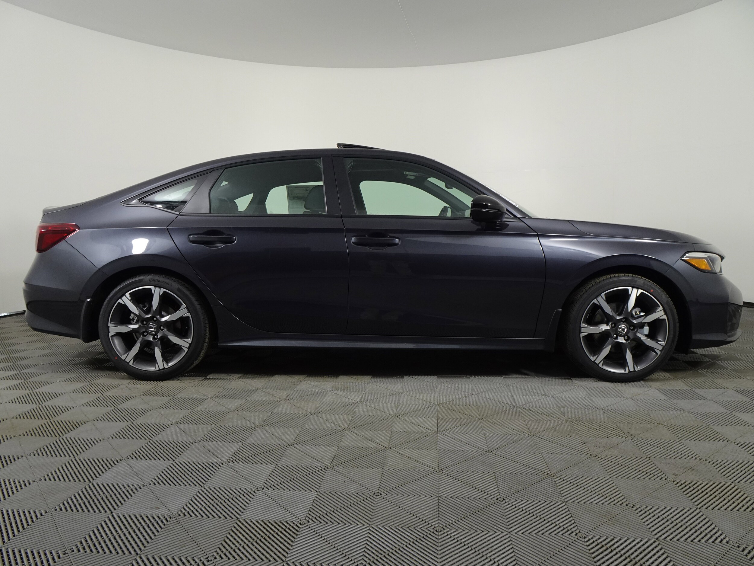 2026 Honda Civic Hybrid Sport Touring photo 2