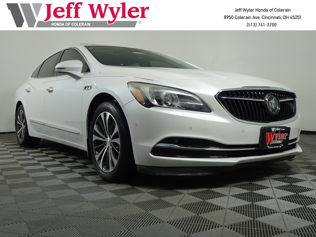 Used 2017 Buick Lacrosse 4dr Sdn Premium FWD Sedan