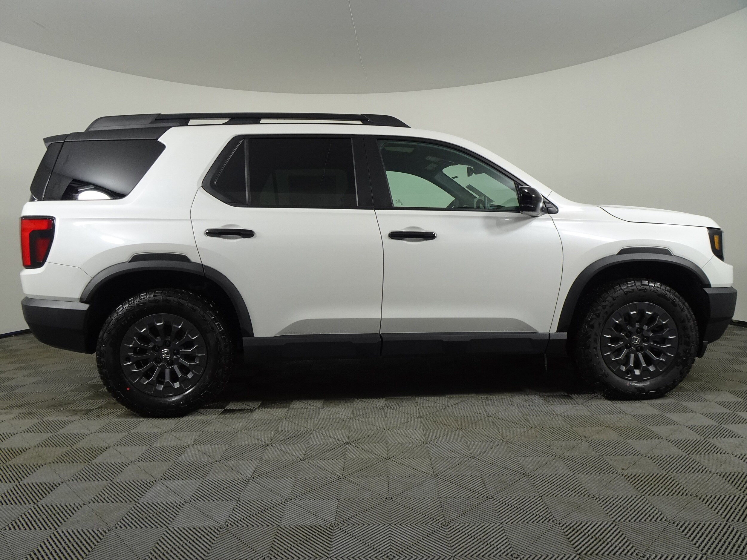 2026 Honda Passport TrailSport photo 2