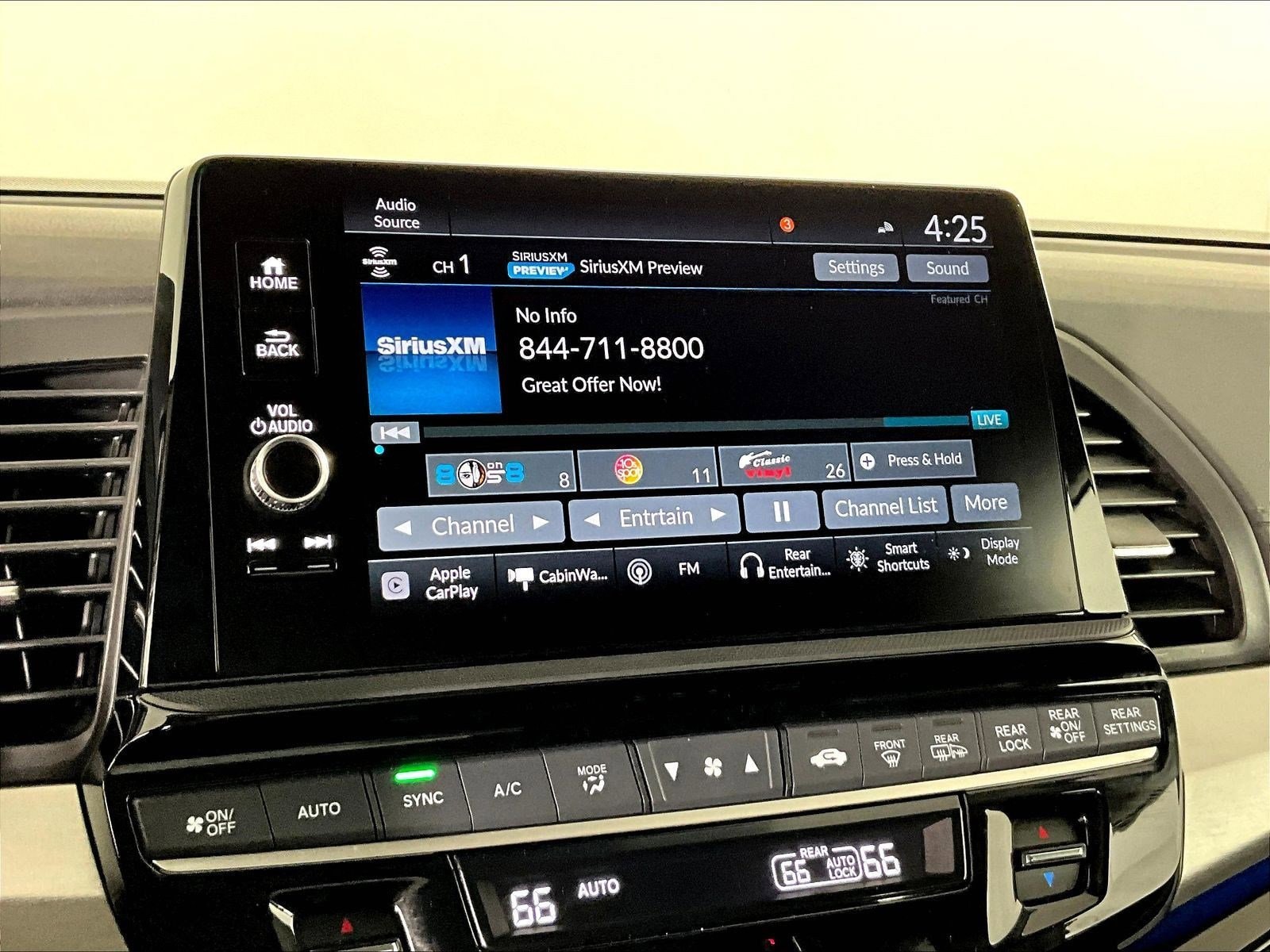 2025 Honda Odyssey Touring - Photo 40