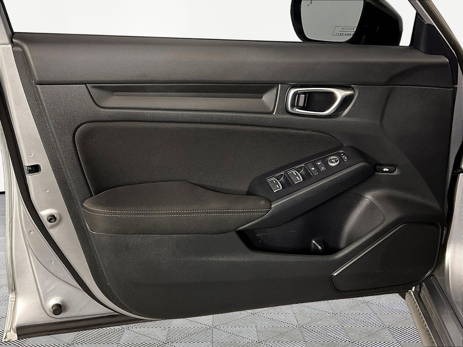 2025 Honda Civic Sport - Photo 22