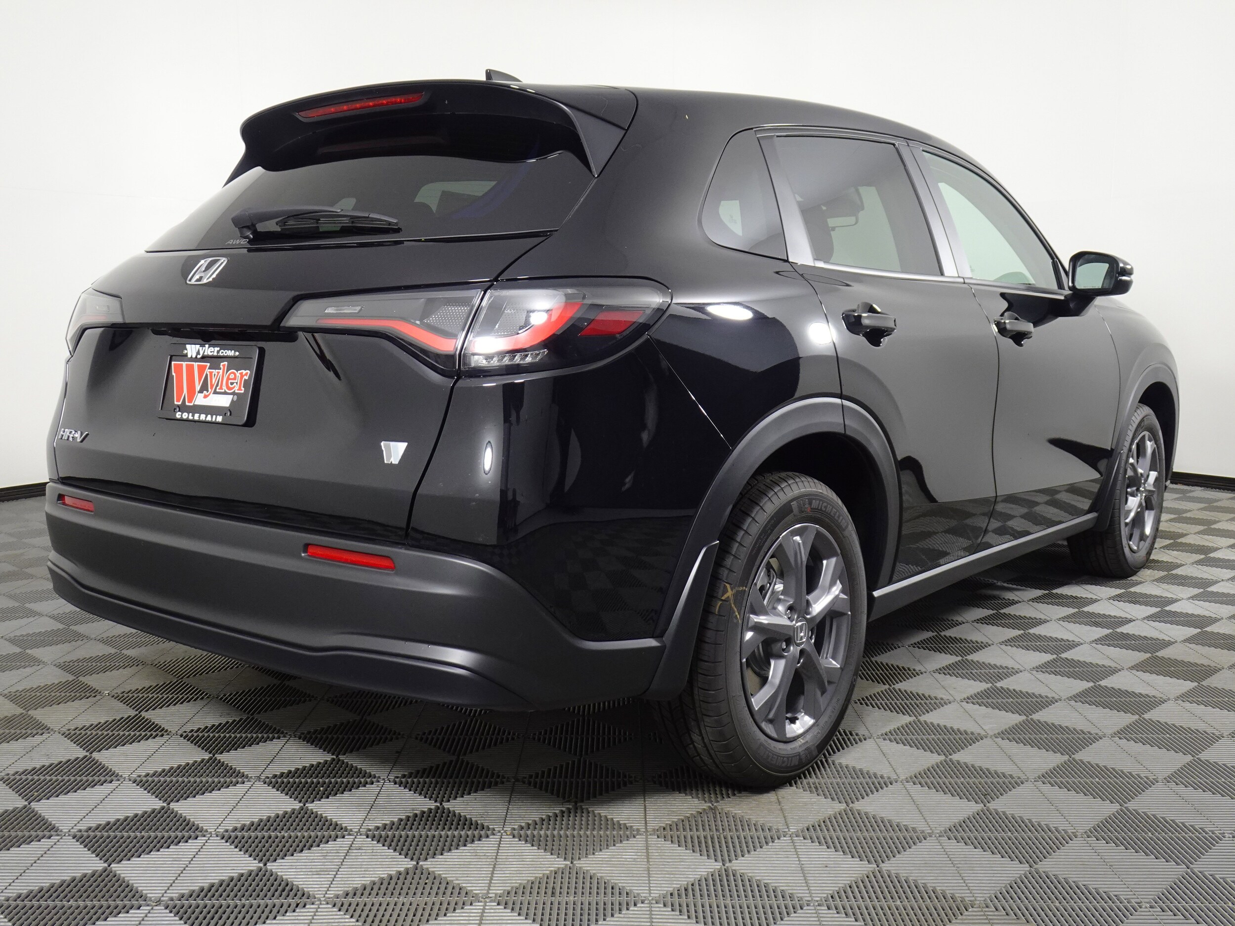 2026 Honda HR-V LX photo 2