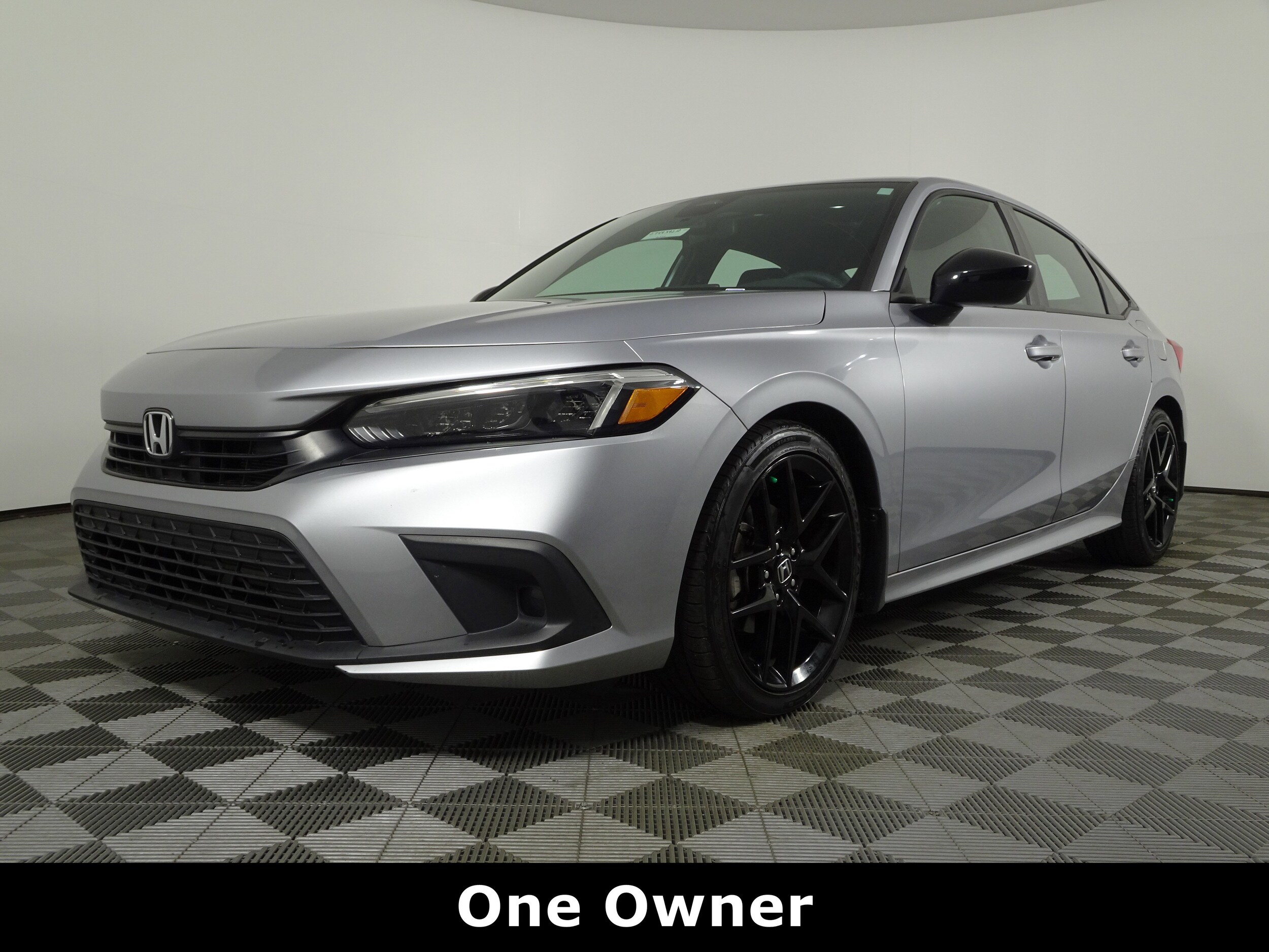 2022 Honda Civic Sport photo 2