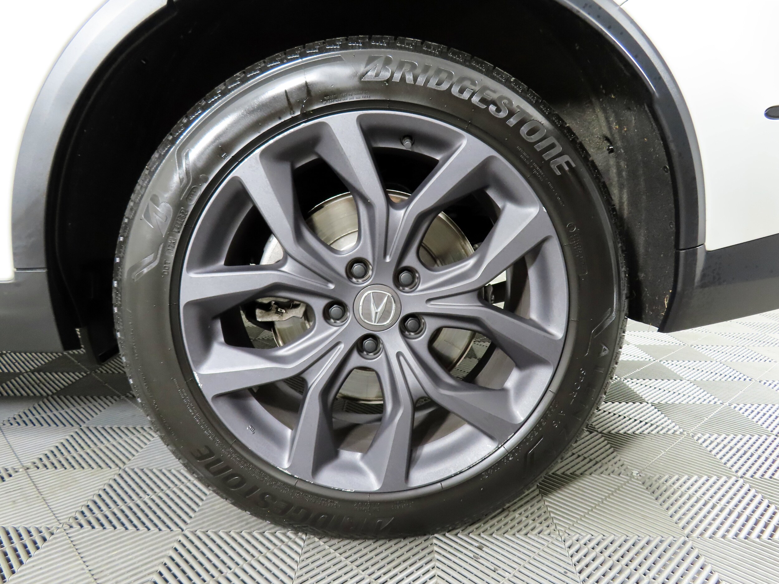 2023 Acura MDX SH-AWD A-Spec photo 3