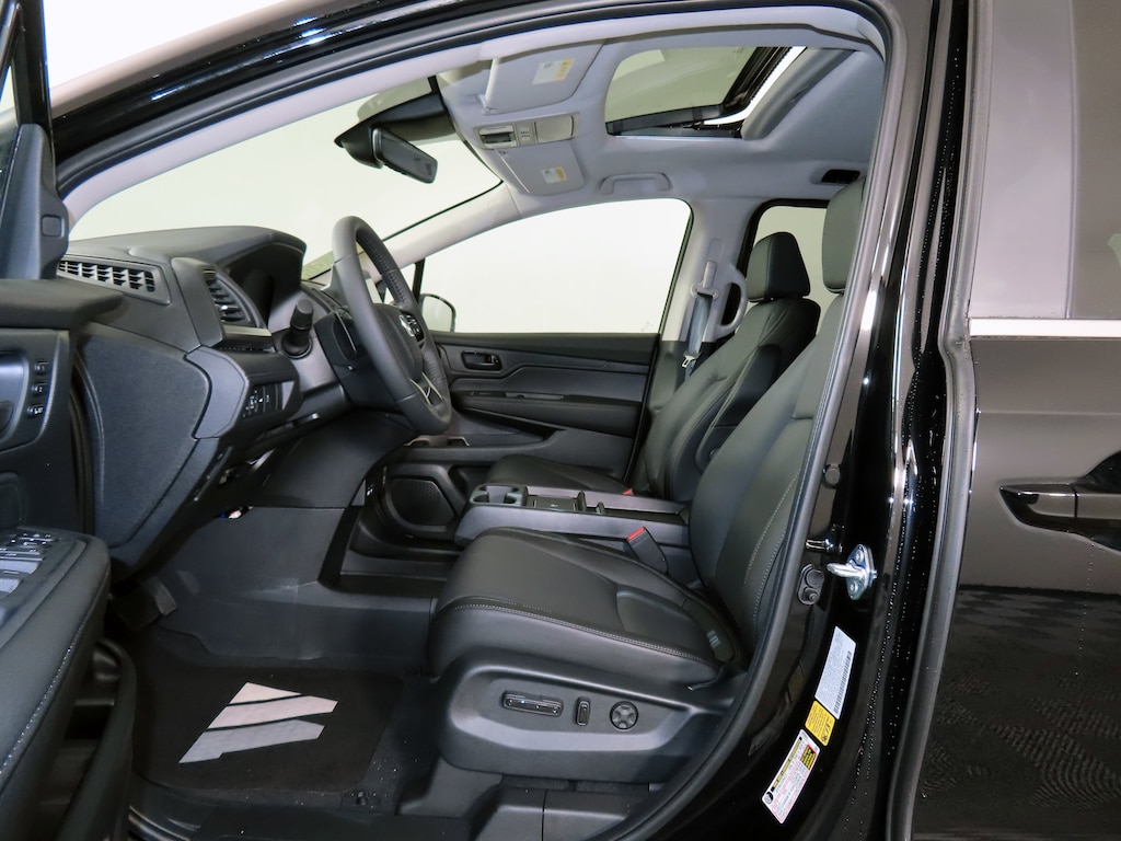 New 2026 Honda Odyssey EX-L Van Passenger