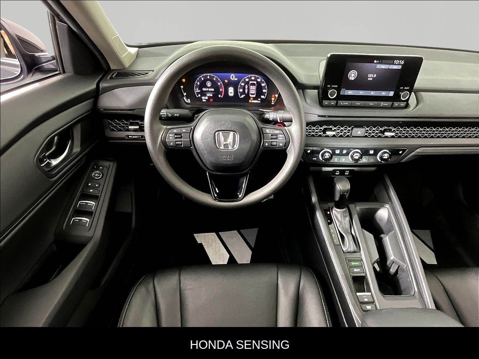 2025 Honda Accord SE - Photo 11