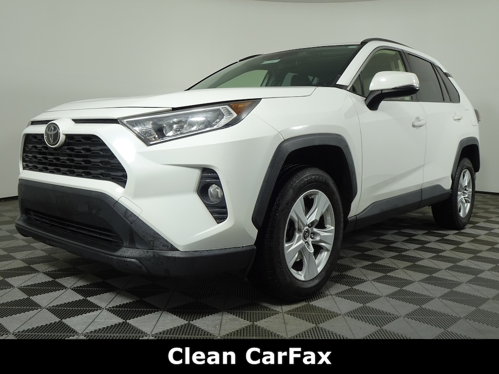 Used 2019 Toyota RAV4 XLE FWD SUV