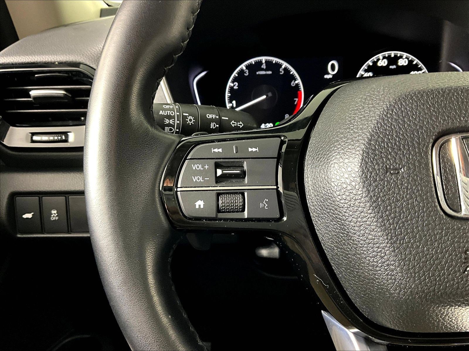 2025 Honda Pilot EX-L - Photo 11