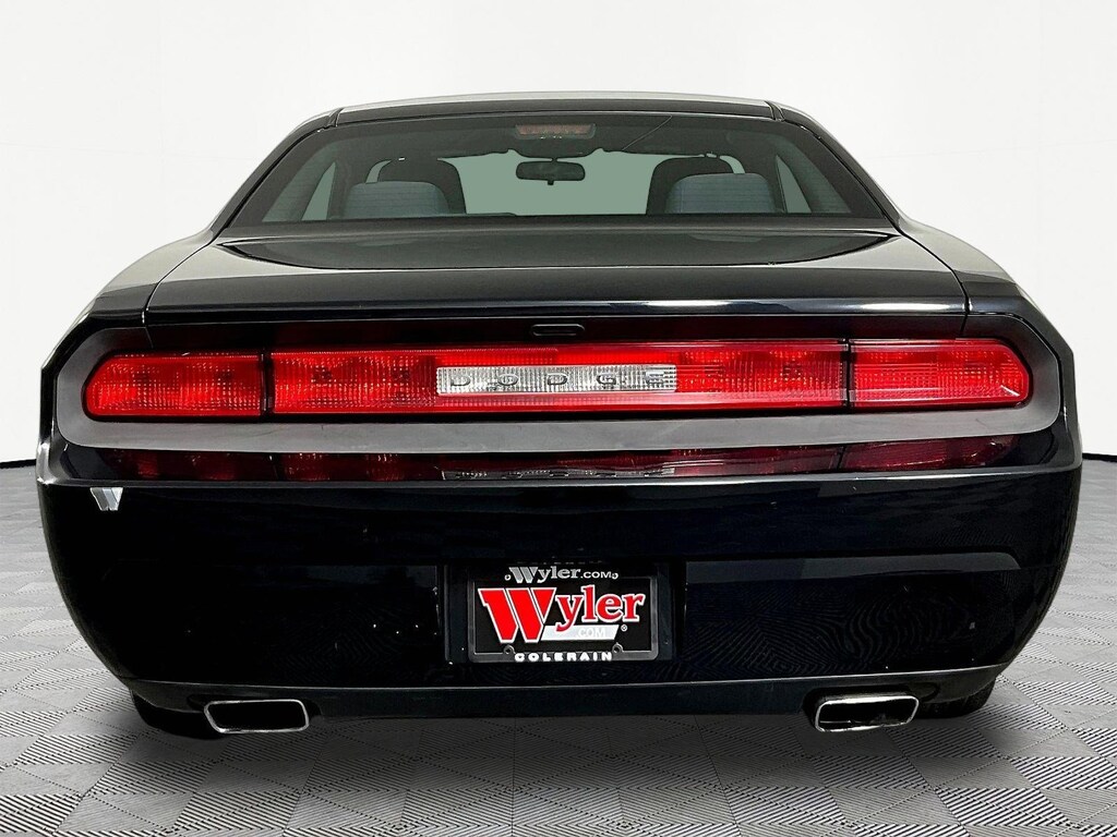 Used 2013 Dodge Challenger 2dr Cpe SXT Coupe