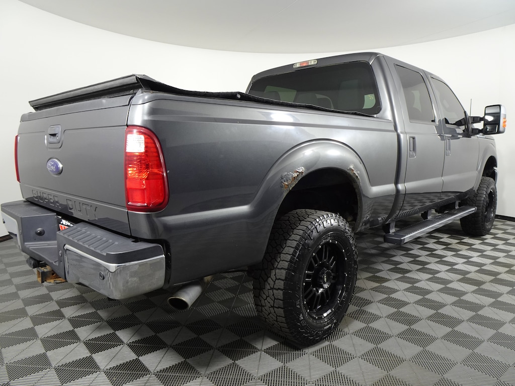 Used 2016 Ford Super Duty F-250 SRW 4WD Crew Cab 156 XLT Truck Crew Cab