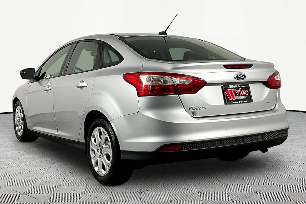 Used 2012 Ford Focus 4dr Sdn SE Sedan
