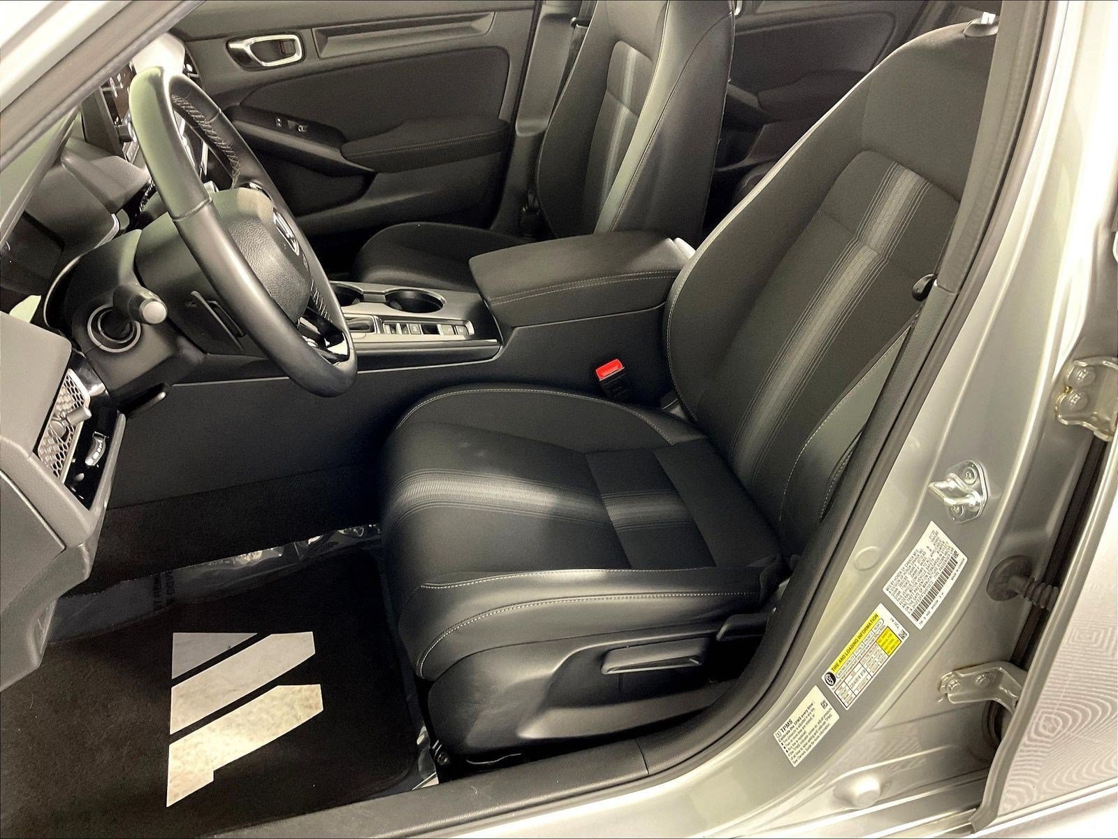 2025 Honda Civic Sport - Photo 23