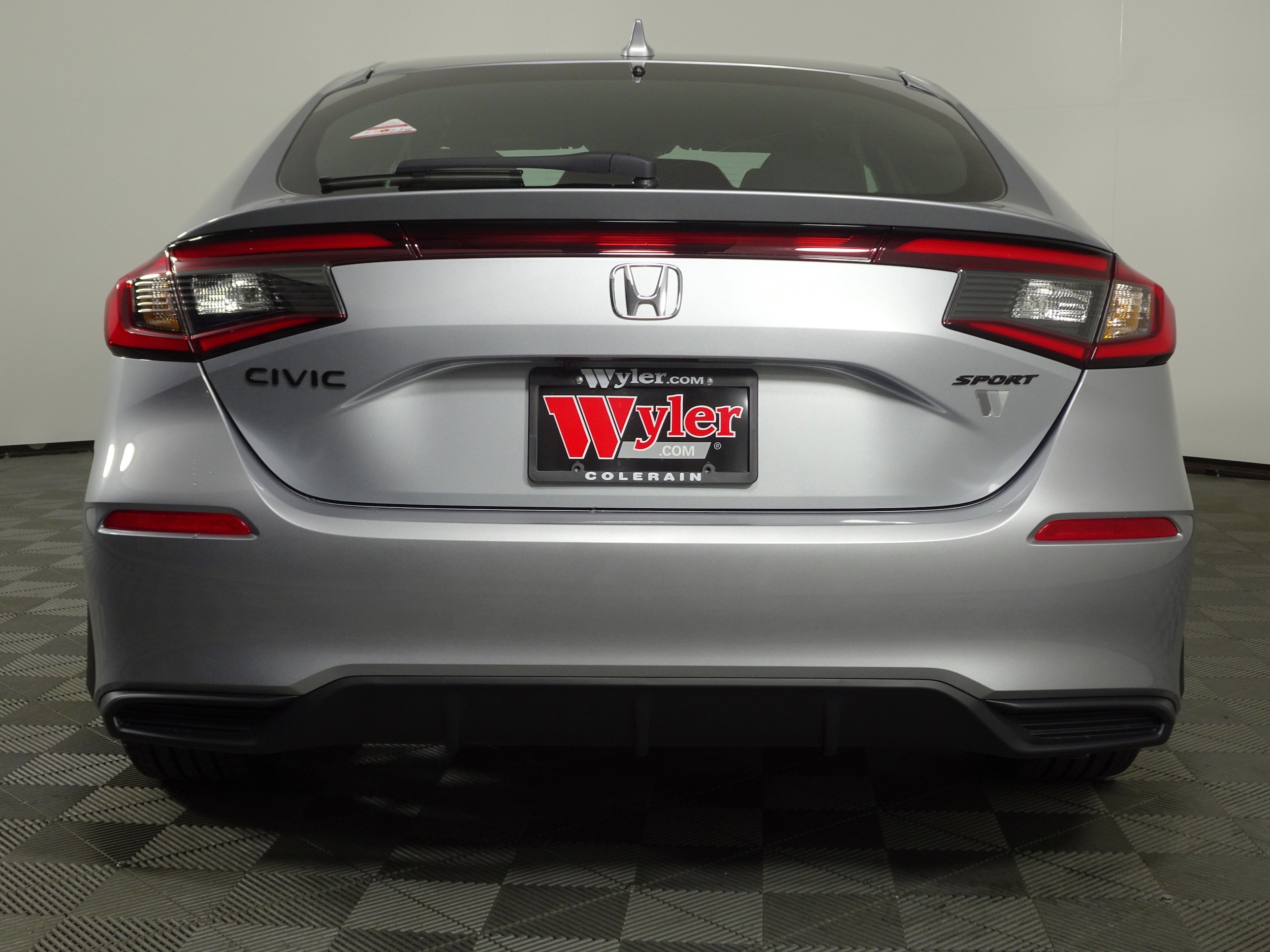 2026 Honda Civic Hatchback Sport - Photo 18