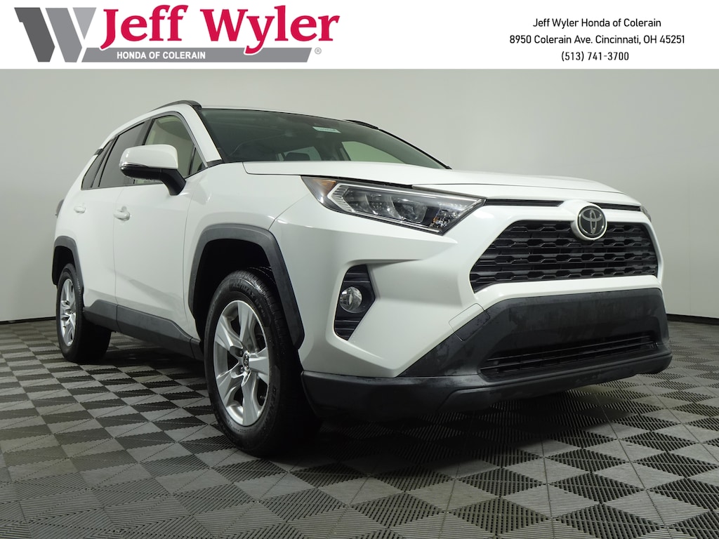 Used 2019 Toyota RAV4 XLE FWD SUV