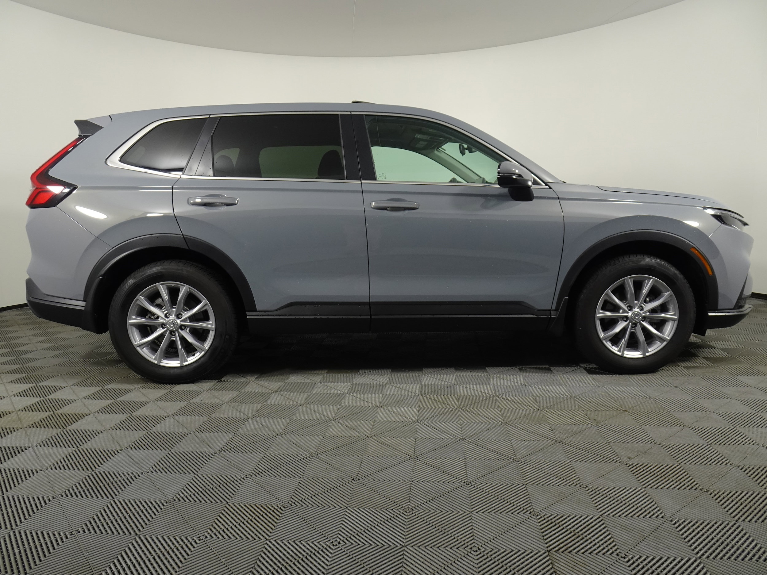 Used 2025 Honda CR-V EX with VIN 7FARS4H44SE008241 for sale in Cincinnati, OH