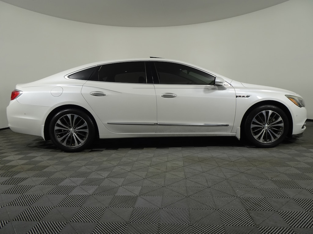 Used 2017 Buick Lacrosse 4dr Sdn Premium FWD Sedan
