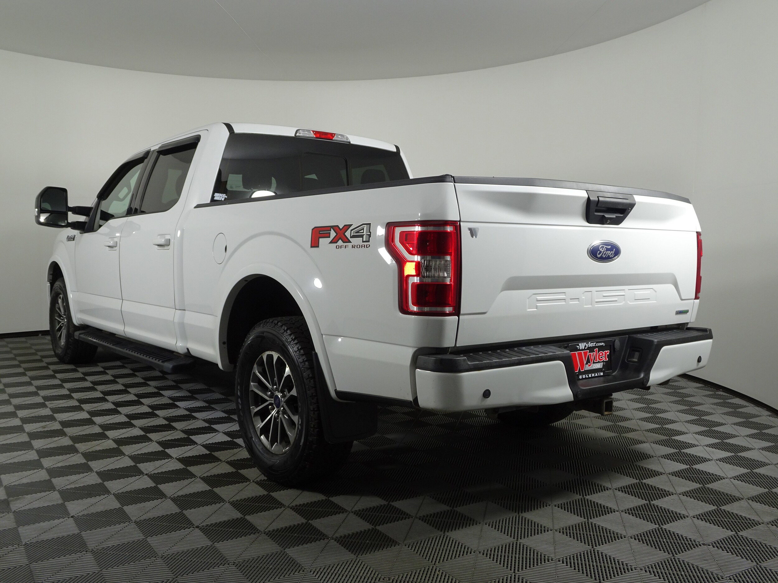 2018 Ford F-150 XLT photo 3