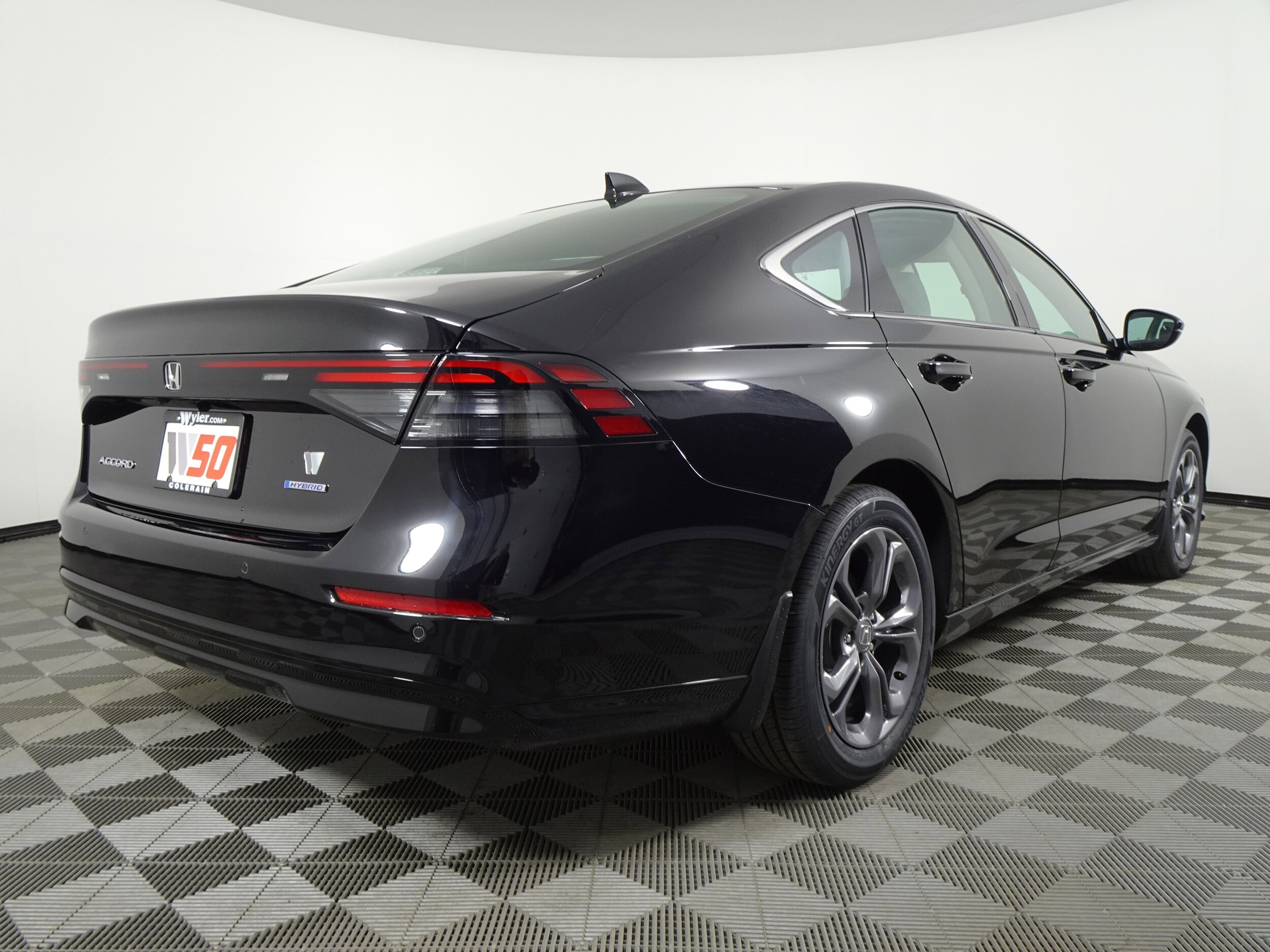 2025 Honda Accord Hybrid EX-L photo 3