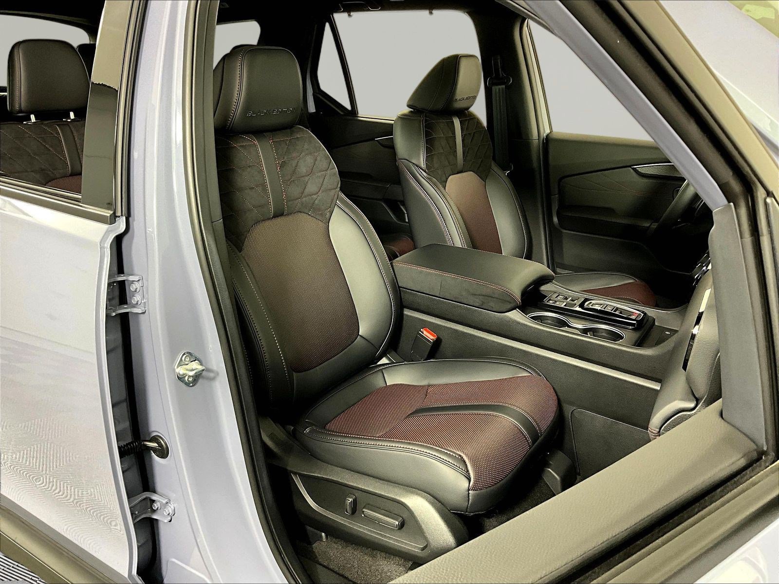 2026 Honda Pilot Black Edition - Photo 33