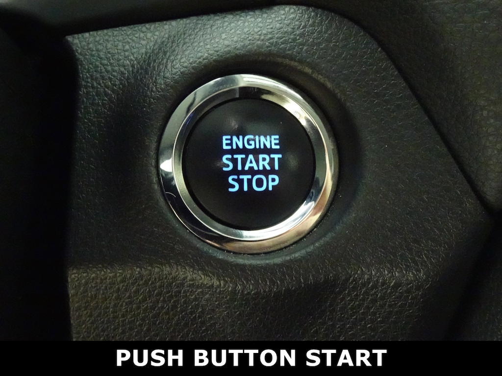 Used 2019 Toyota RAV4 XLE FWD SUV