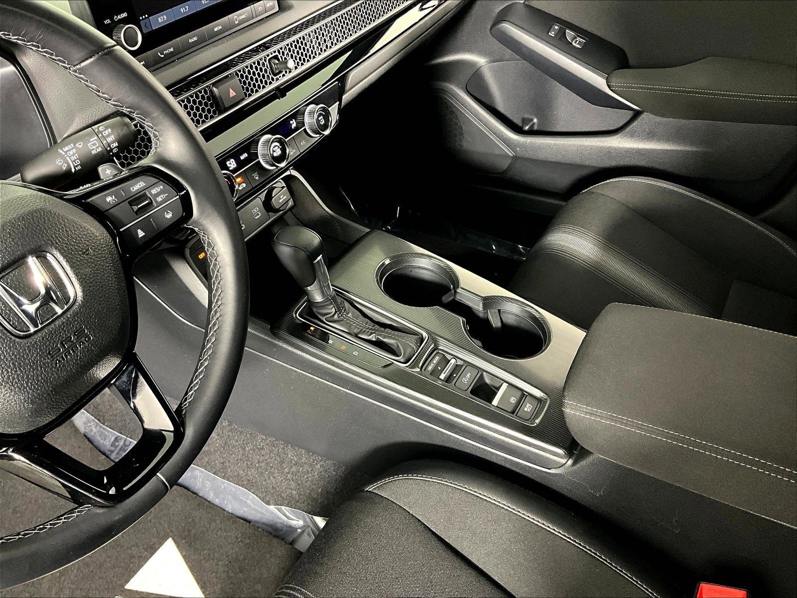 2025 Honda Civic Hatchback Sport - Photo 18