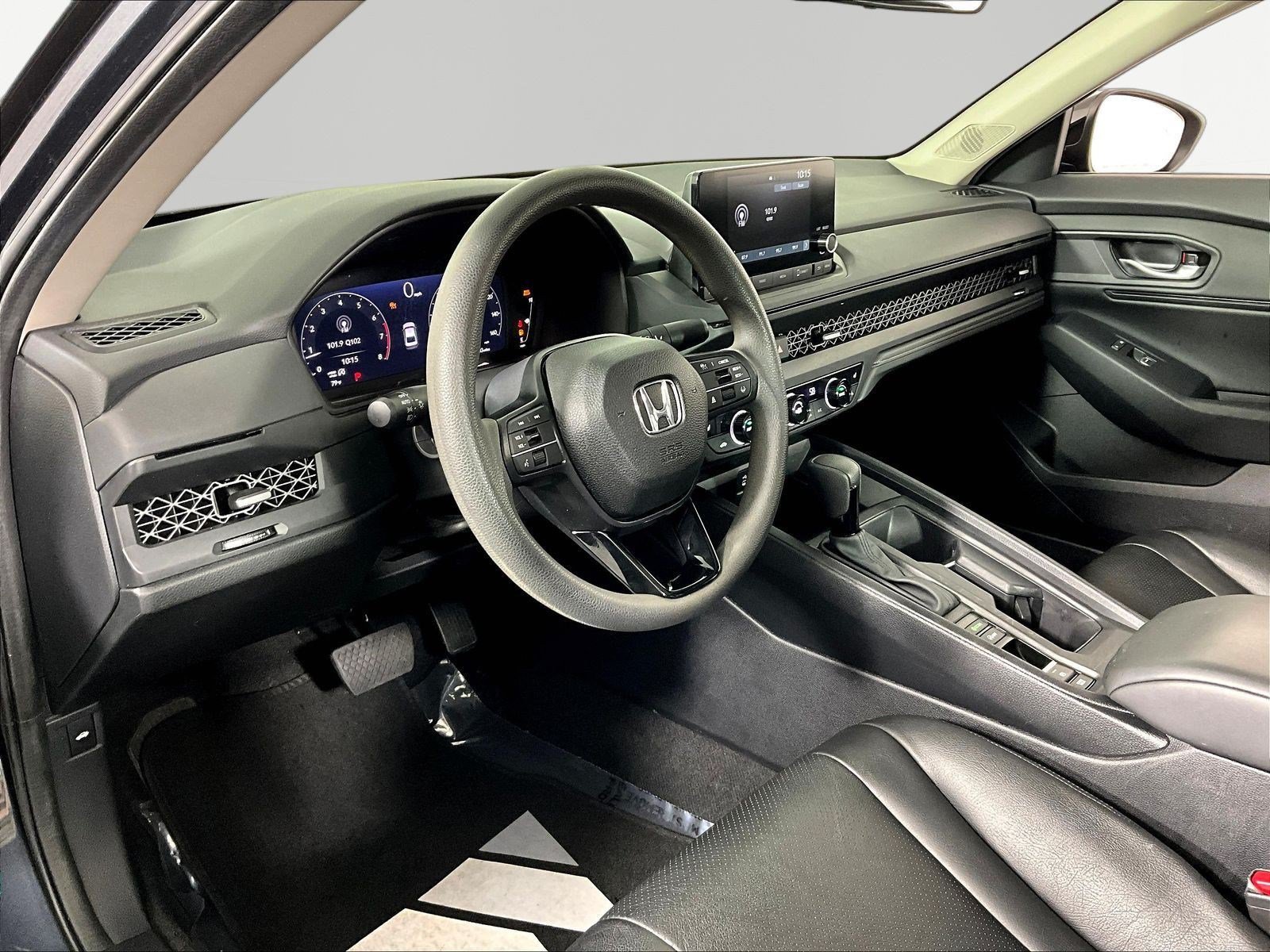 2025 Honda Accord SE - Photo 20
