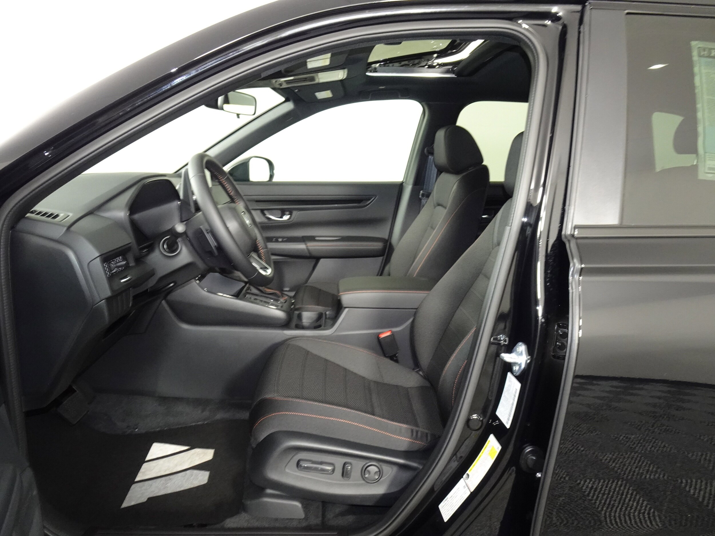 2026 Honda CR-V Hybrid Sport photo 4