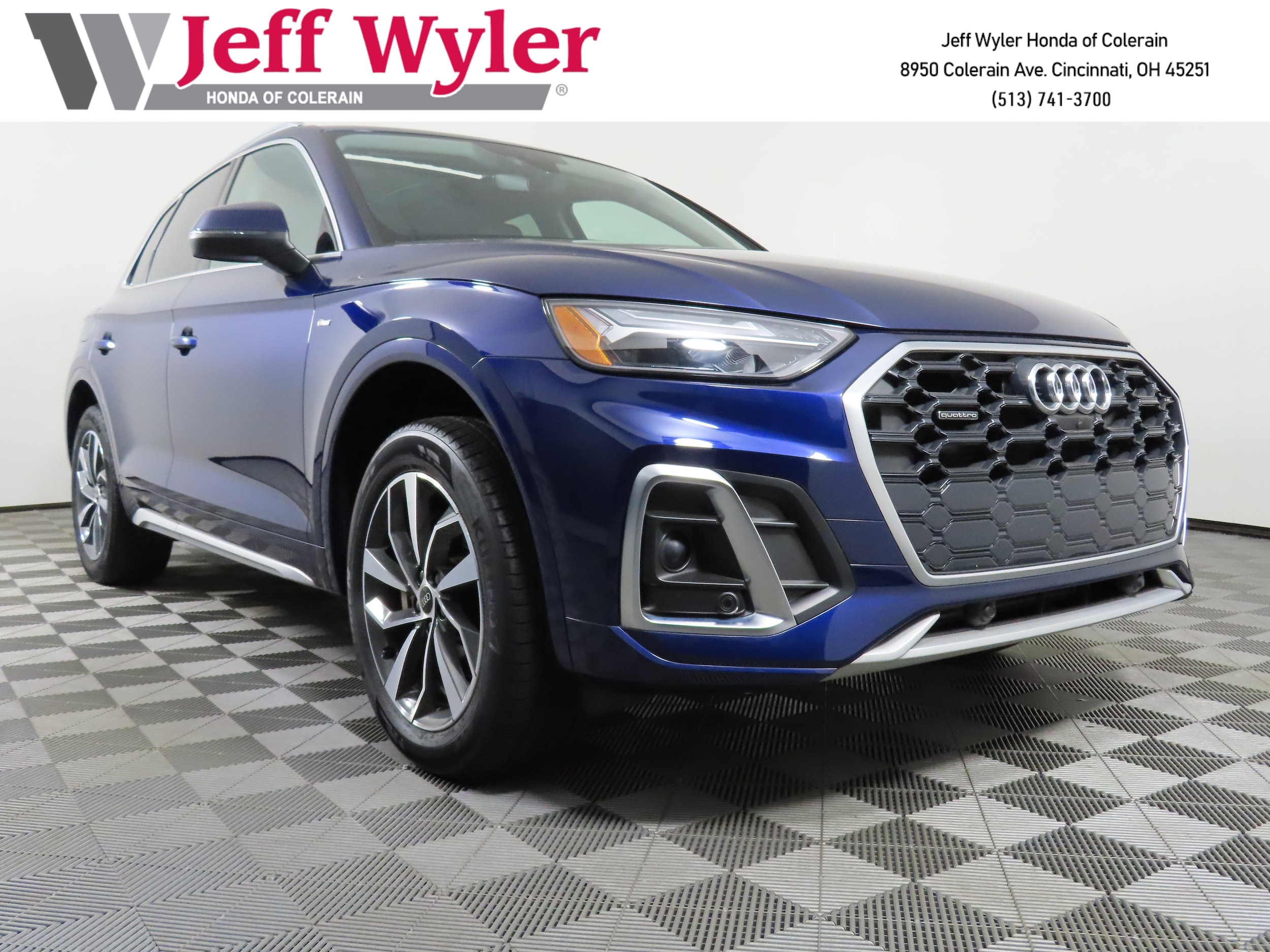 2022 Audi Q5 Premium Plus's photo