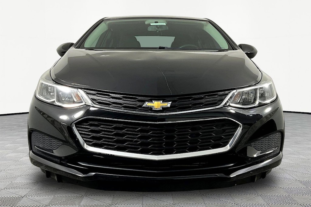Used 2017 Chevrolet Cruze 4dr Sdn 1.4L LS w/1SA Sedan