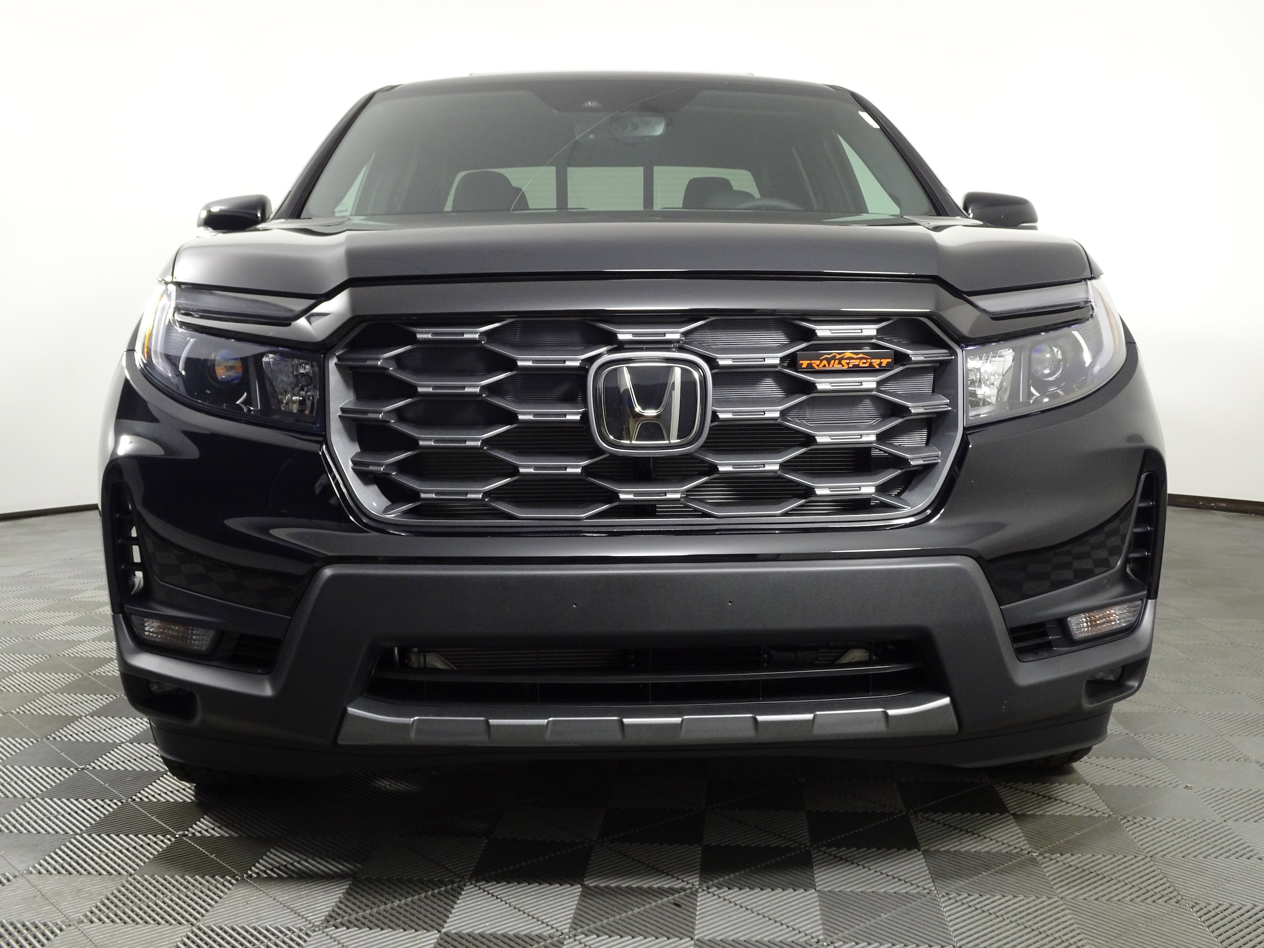 2025 Honda Ridgeline TrailSport - Photo 17
