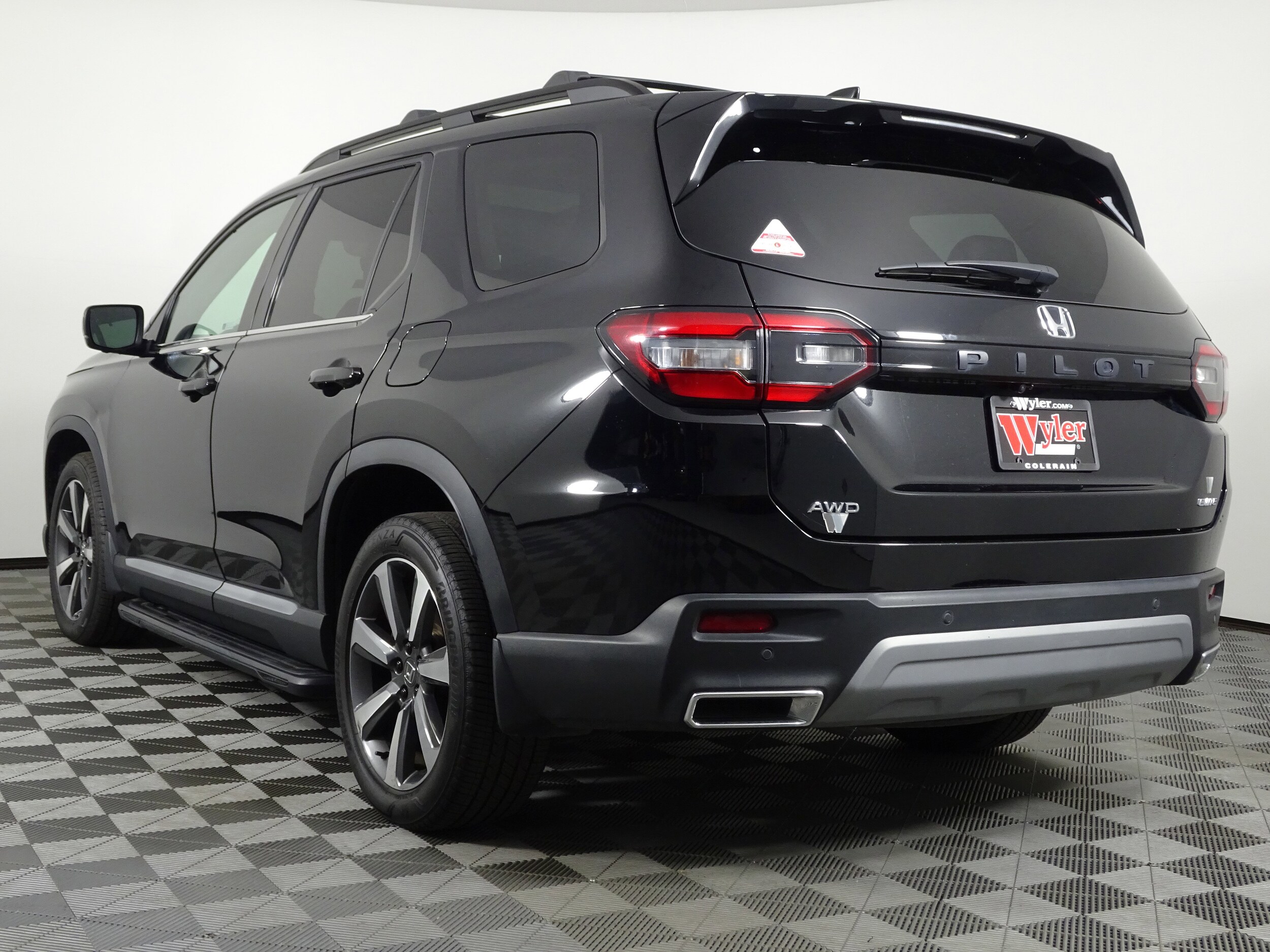2023 Honda Pilot Elite photo 3