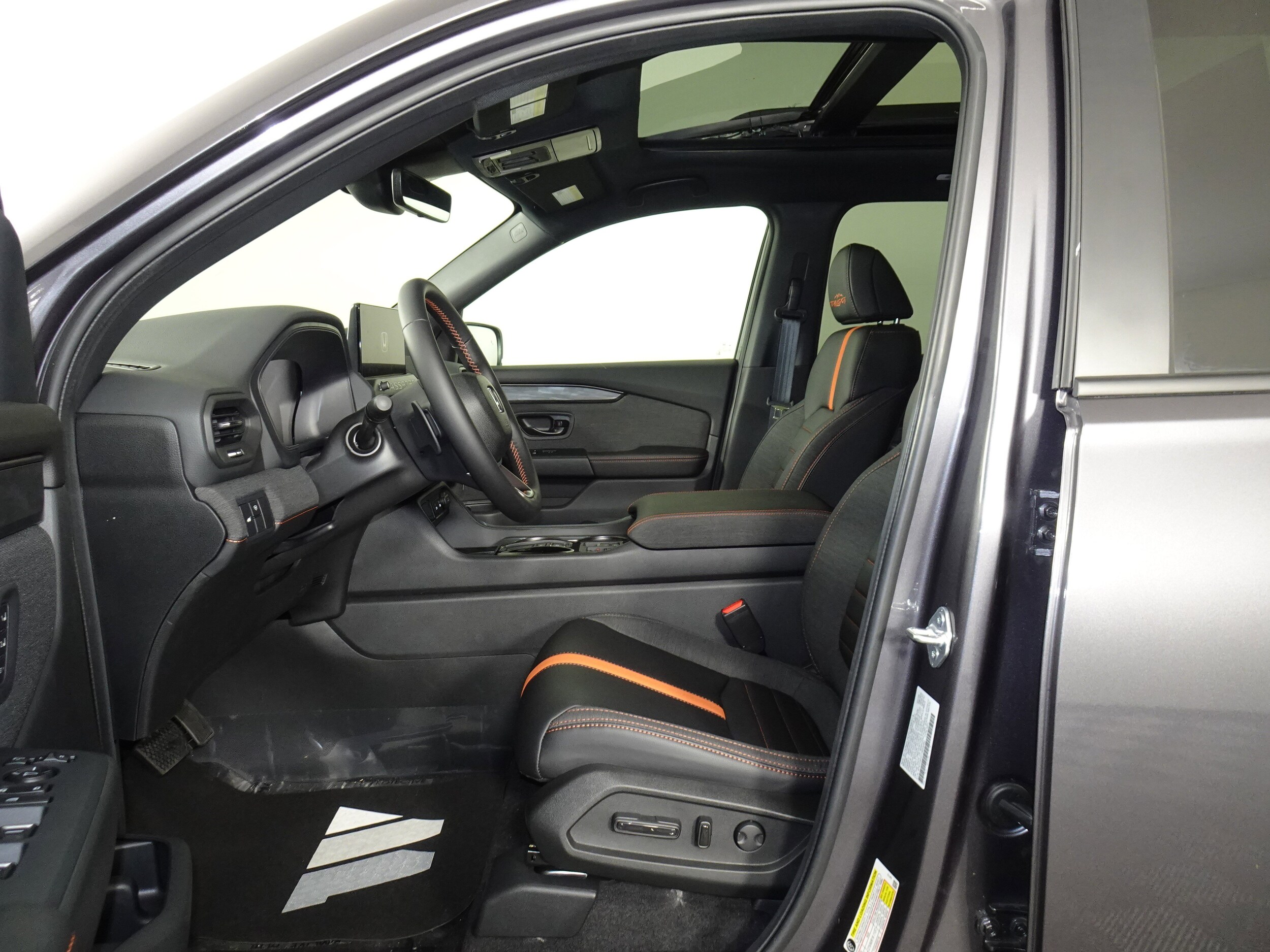 2026 Honda Passport TrailSport photo 4