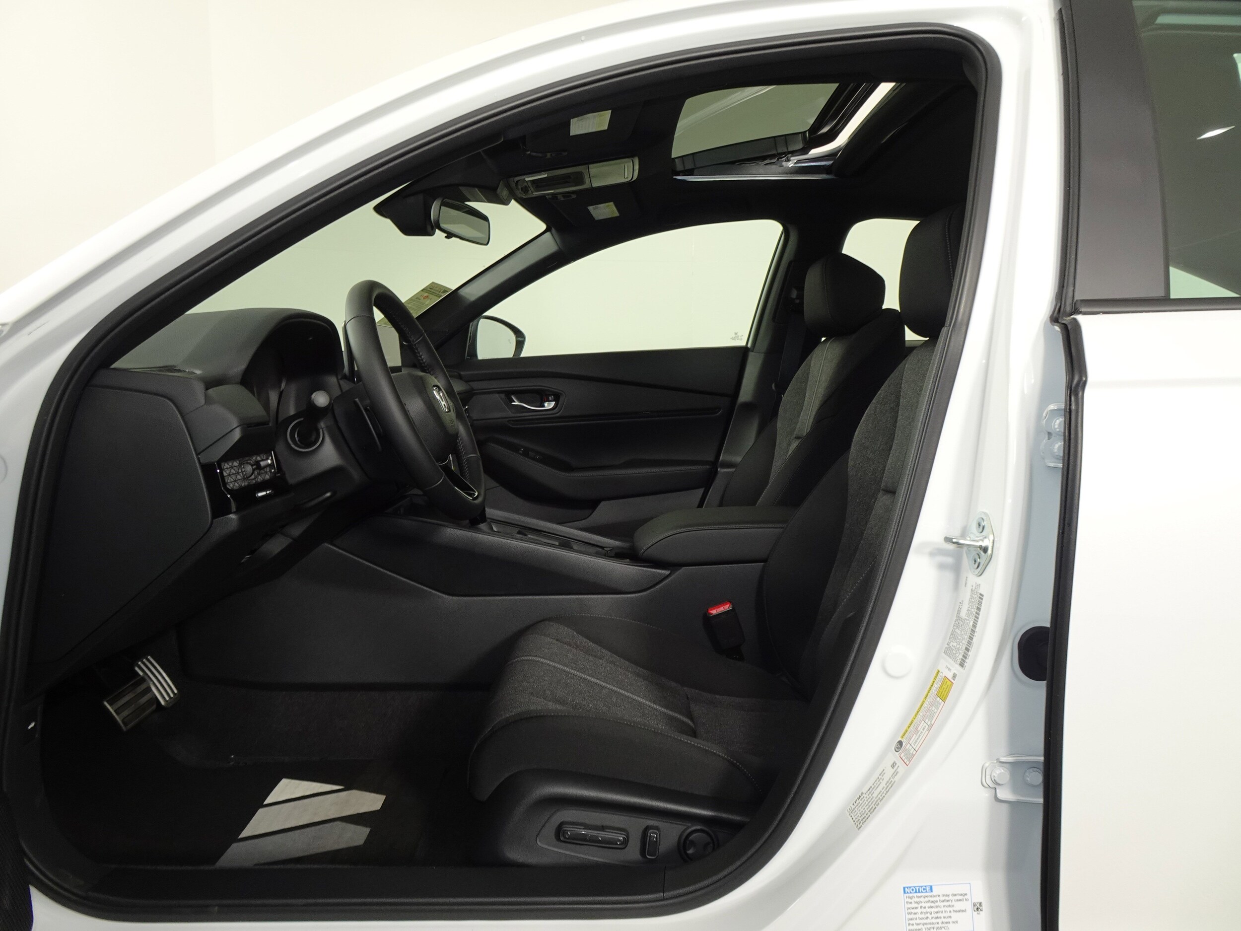 2025 Honda Accord Hybrid Sport photo 4