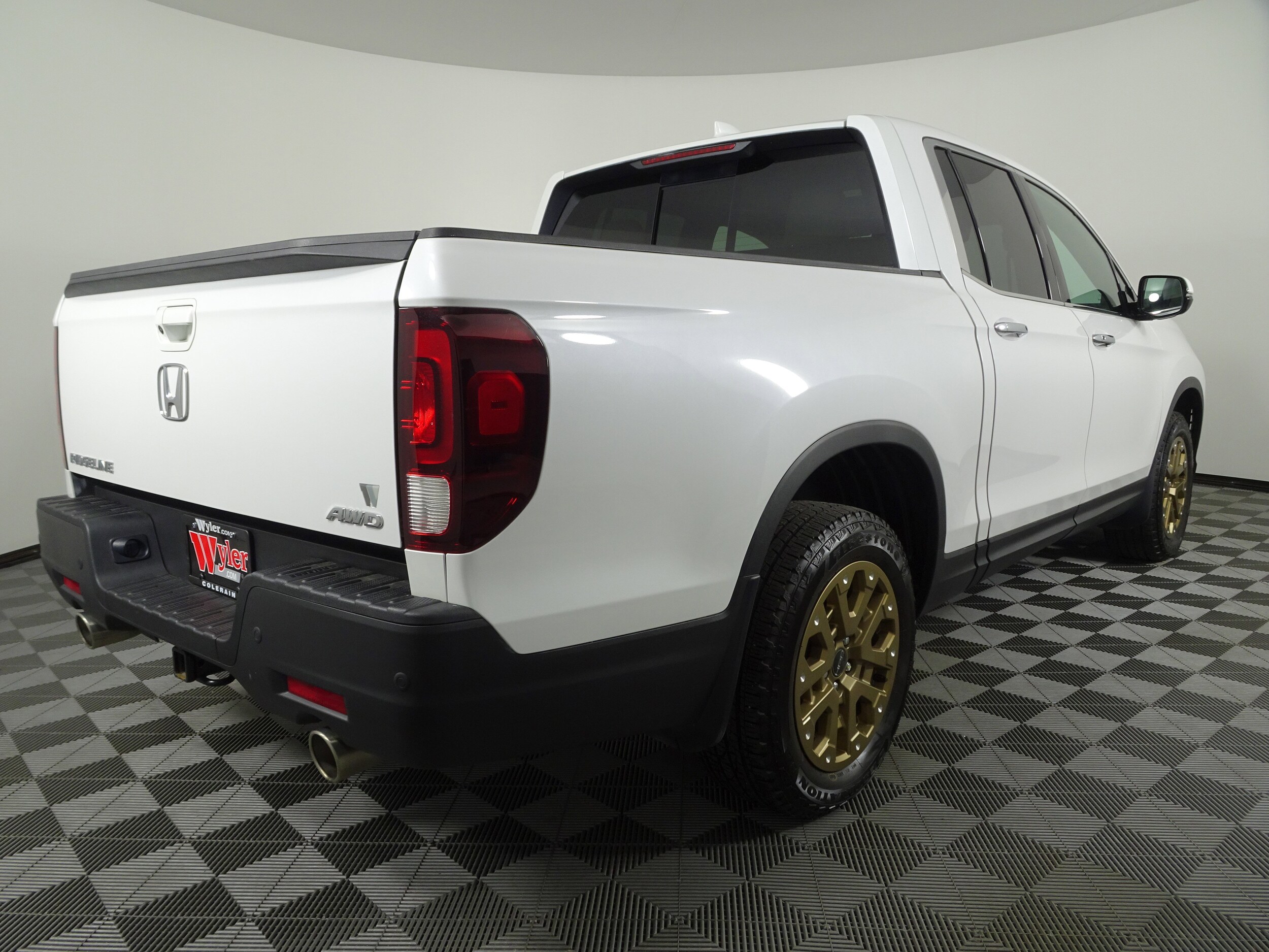 2023 Honda Ridgeline RTL-E photo 3